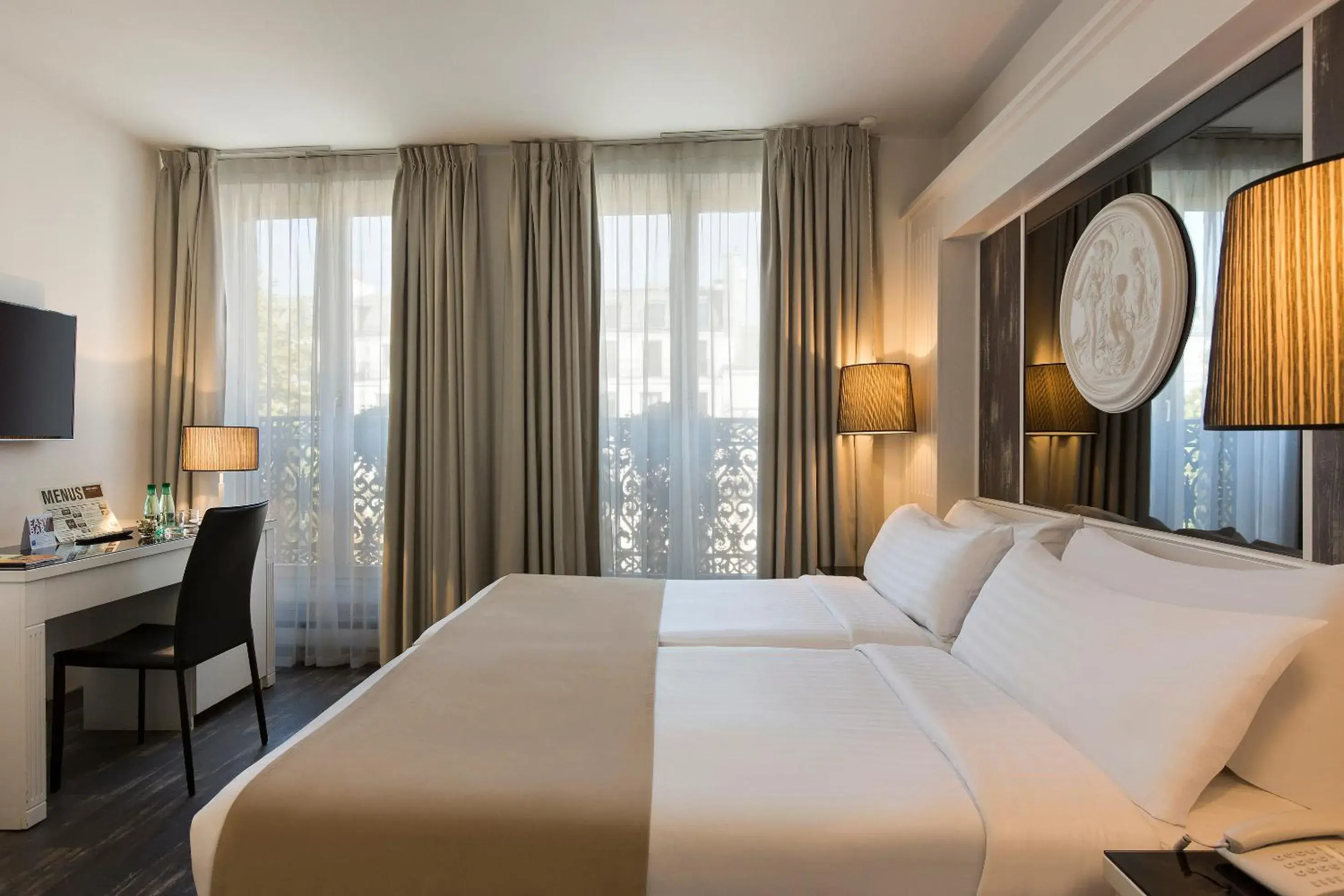 Bed in Hotel Paris Opera managed by Melia