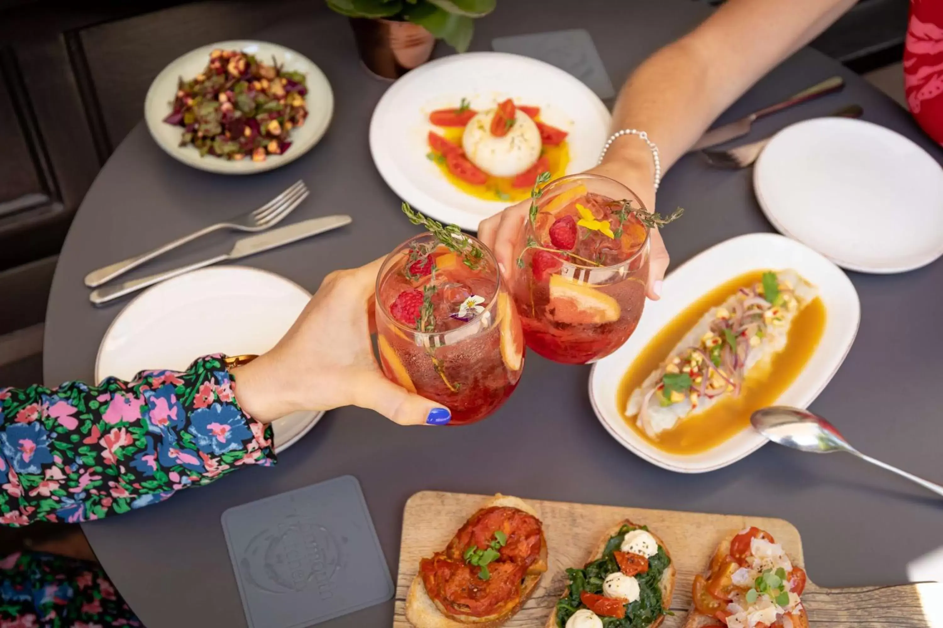 Restaurant/places to eat in Radisson Blu Hotel, London Mercer Street Restaurant/places to eat in Radisson Blu Hotel, London Mercer Street