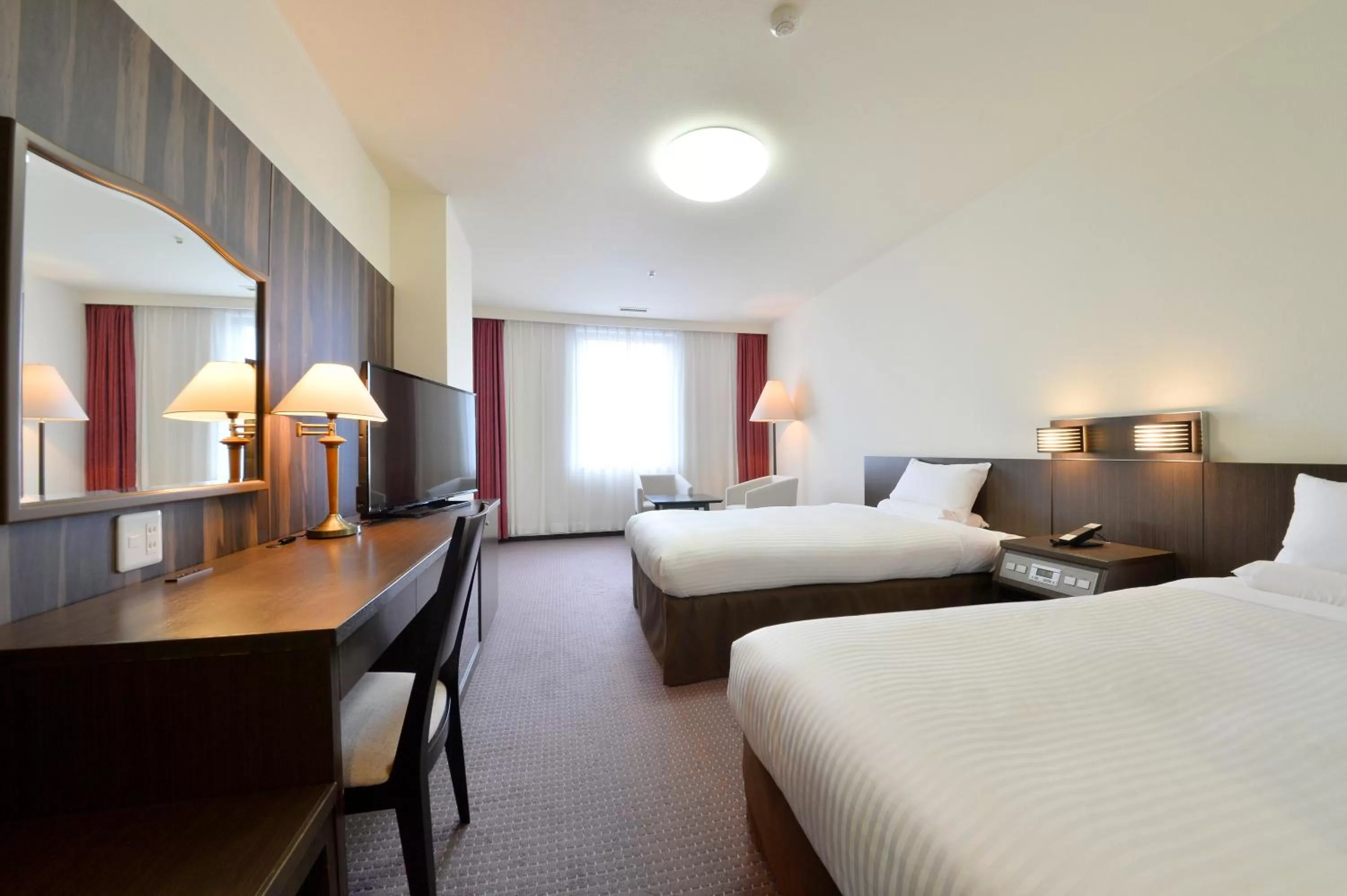 Photo of the whole room, Bed in Hakodate Kokusai Hotel