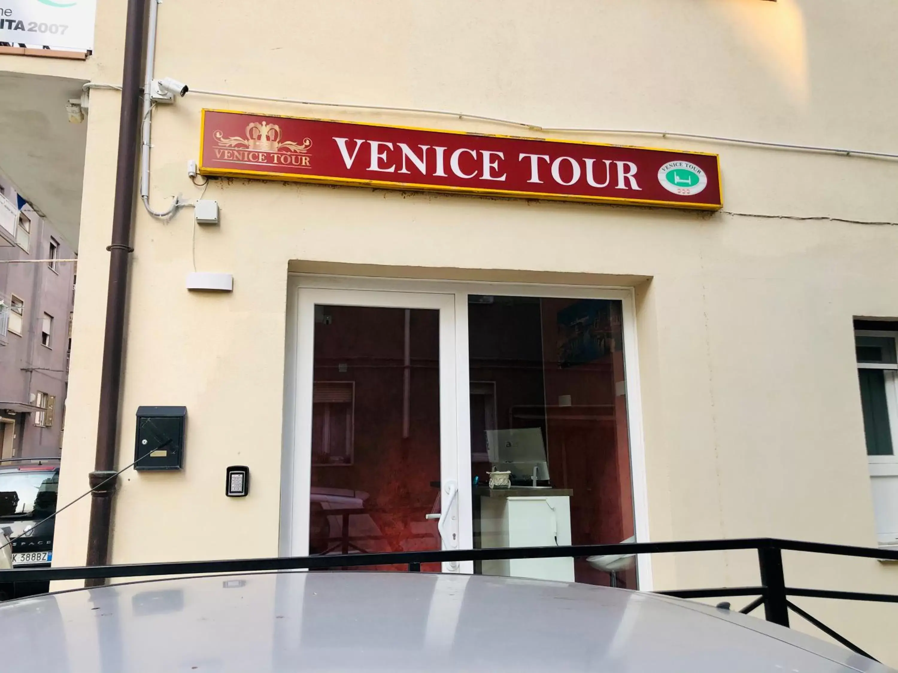Property building in Hotel Venice Tour