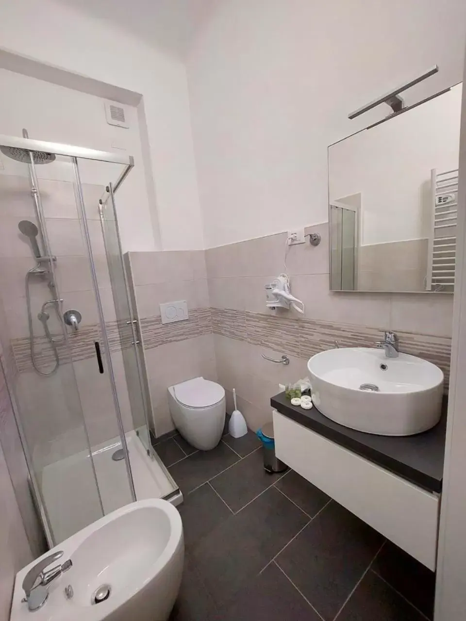 Triple Room with Private Bathroom - single occupancy in Bonaini Relax B&B Triple Room with Private Bathroom - single occupancy in Bonaini Relax B&B