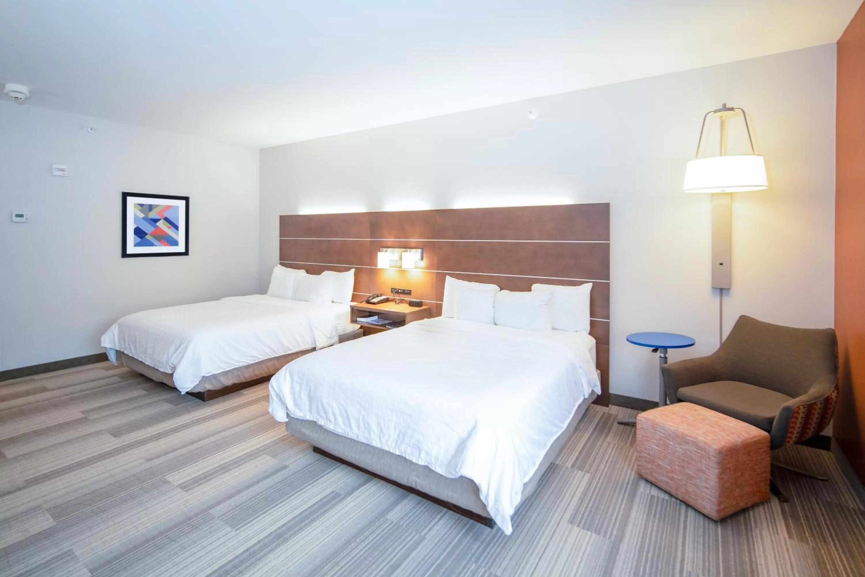 Photo of the whole room, Bed in Holiday Inn Express Houghton-Keweenaw by IHG