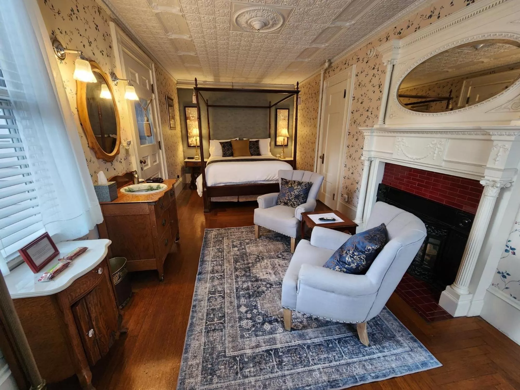 Bed in Blackberry Inn