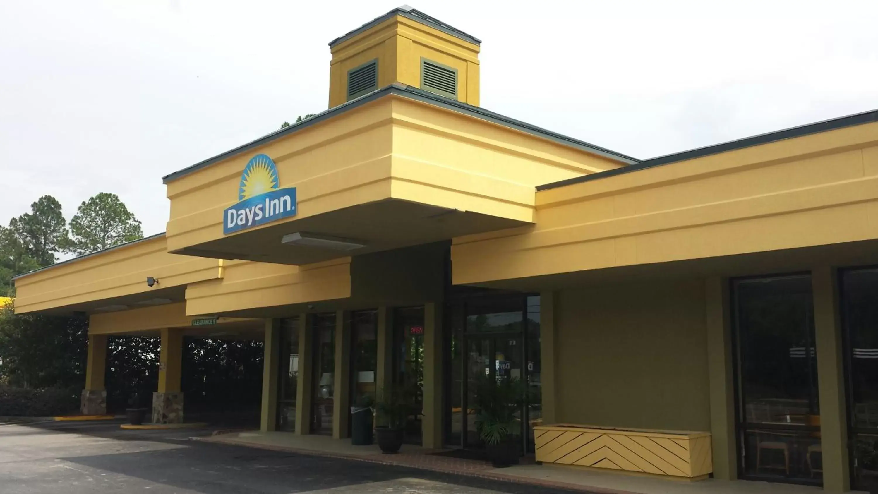 Lobby or reception in Days Inn by Wyndham Attalla Lobby or reception in Days Inn by Wyndham Attalla