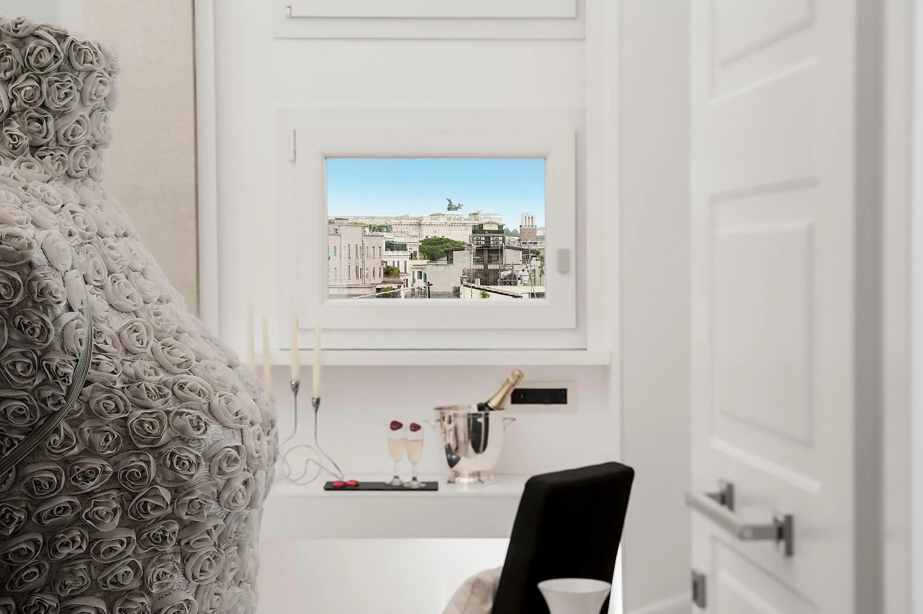 Seating area in Vatican Style