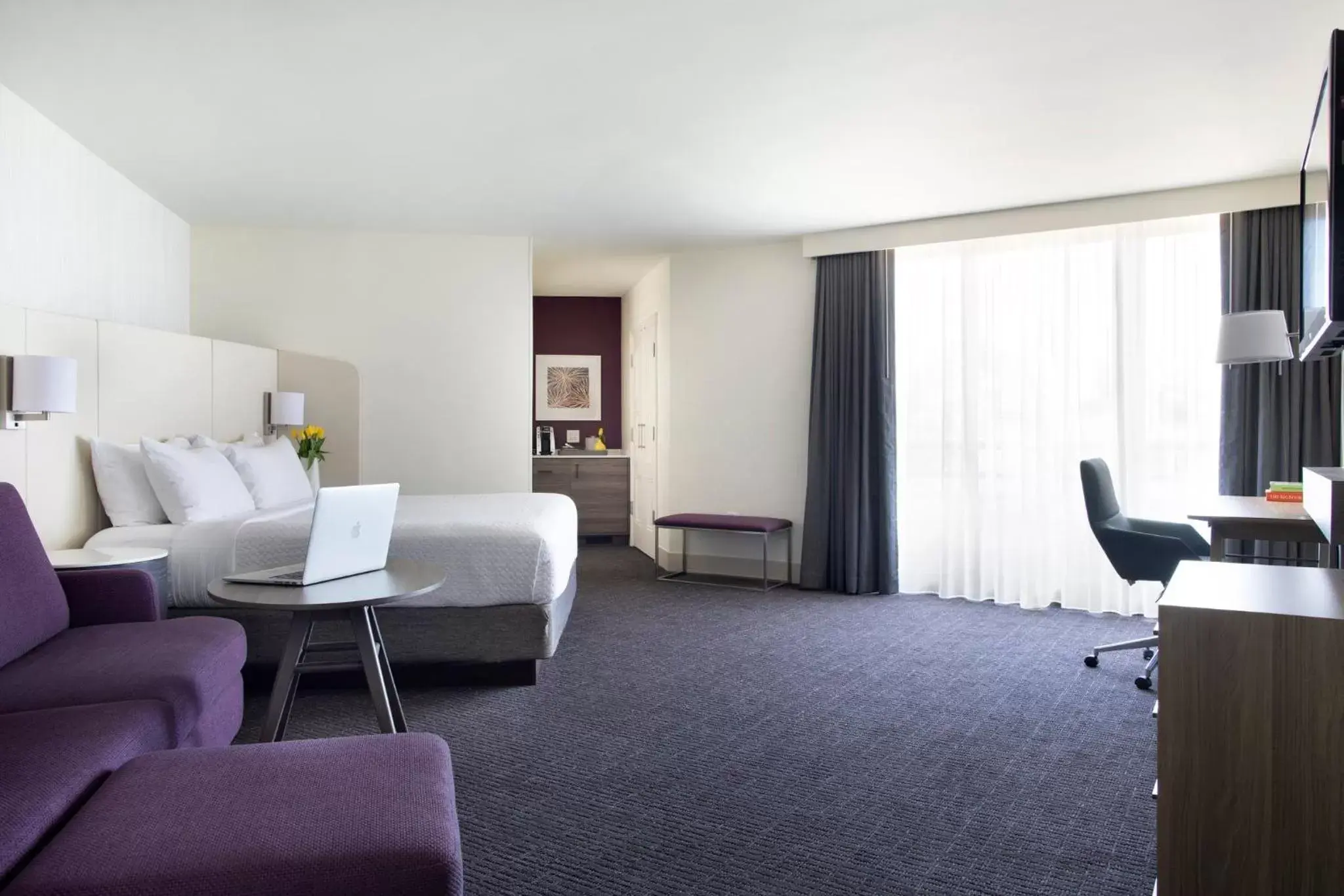 Photo of the whole room in Crowne Plaza Hotel Atlanta Perimeter at Ravinia, an IHG Hotel
