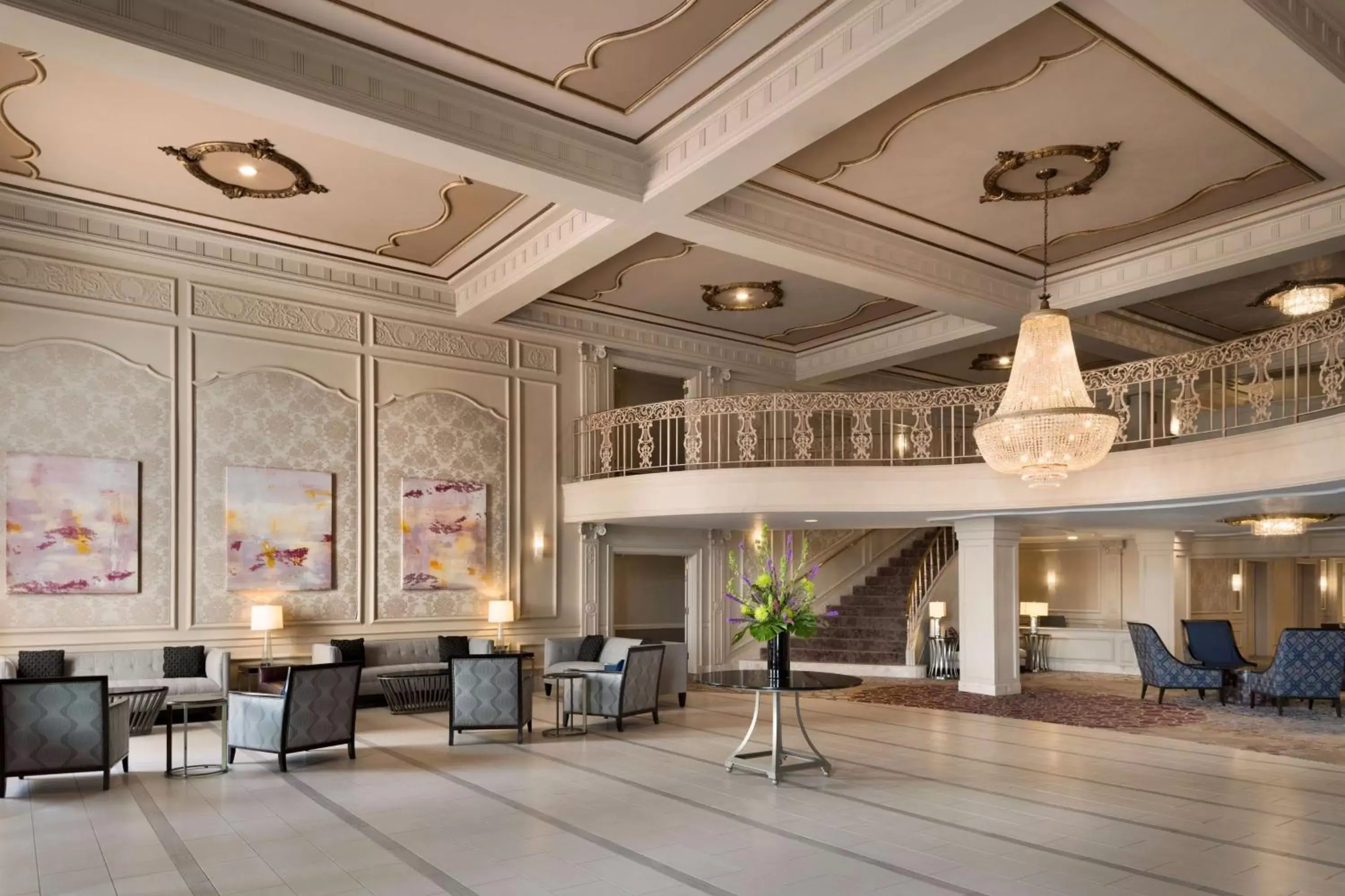Lobby or reception, Lobby/Reception in Hilton St. Louis Frontenac