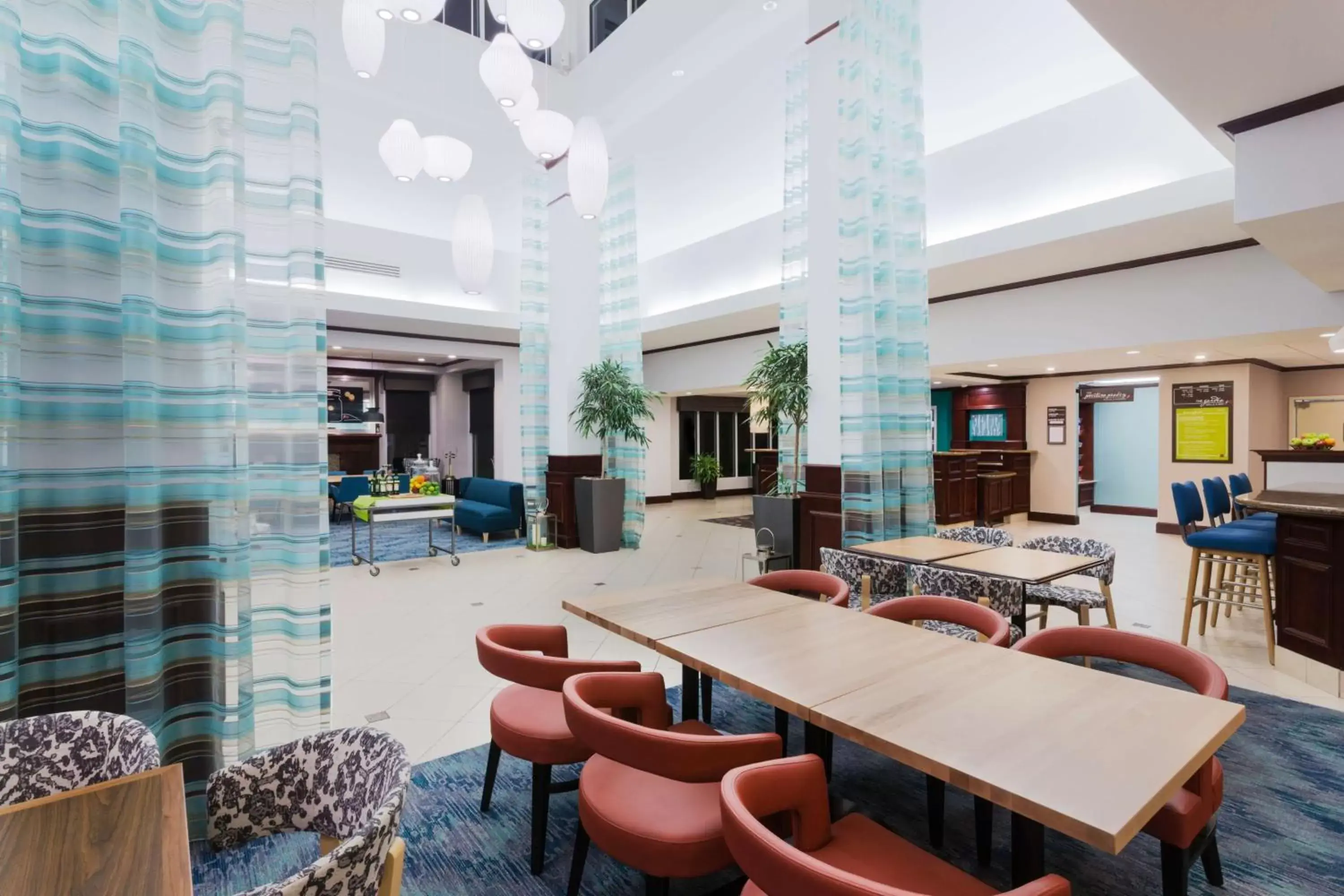 Lobby or reception, Lounge/Bar in Hilton Garden Inn Annapolis