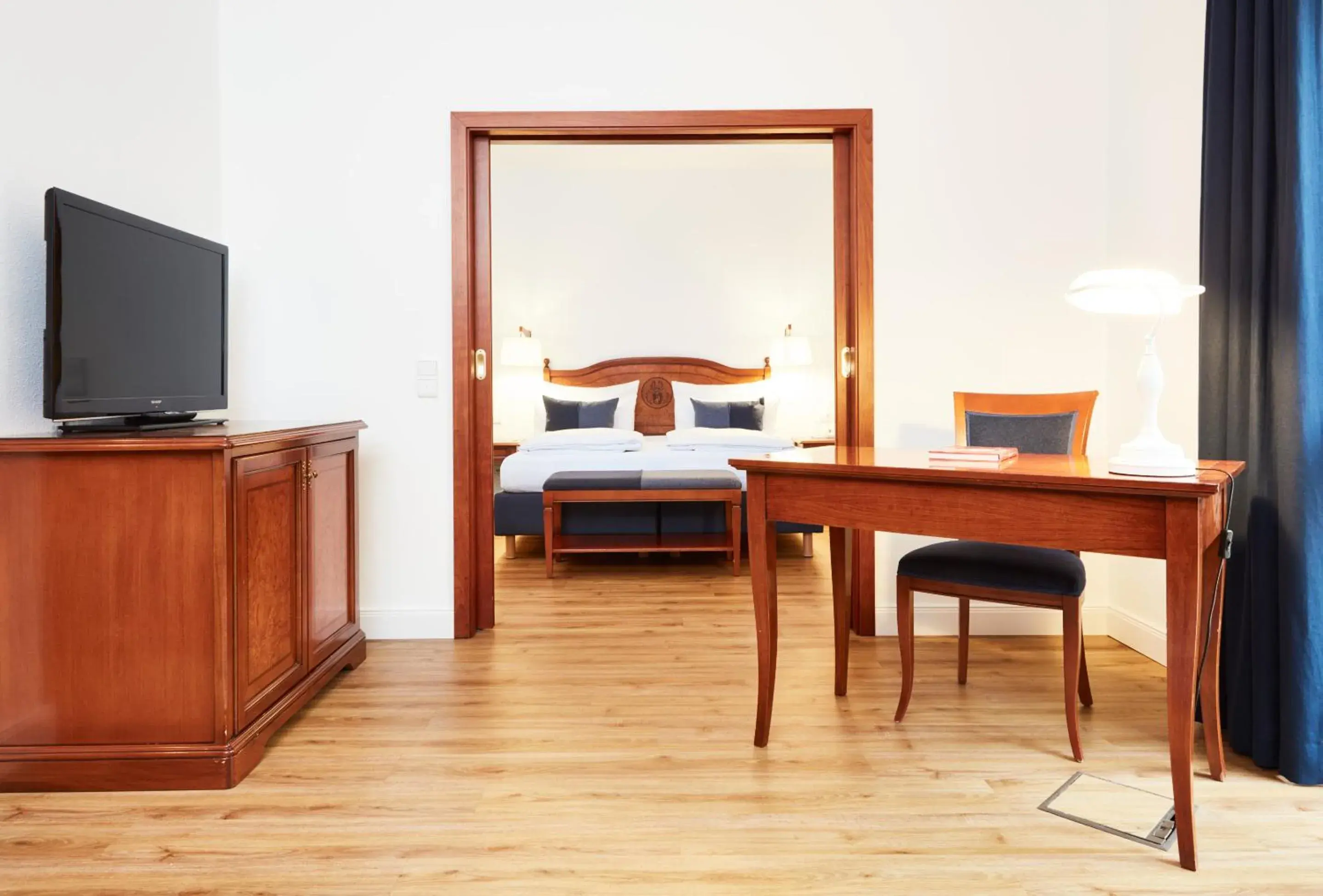 Bed in Hotel Prinzregent München Messe Bed in Hotel Prinzregent München Messe