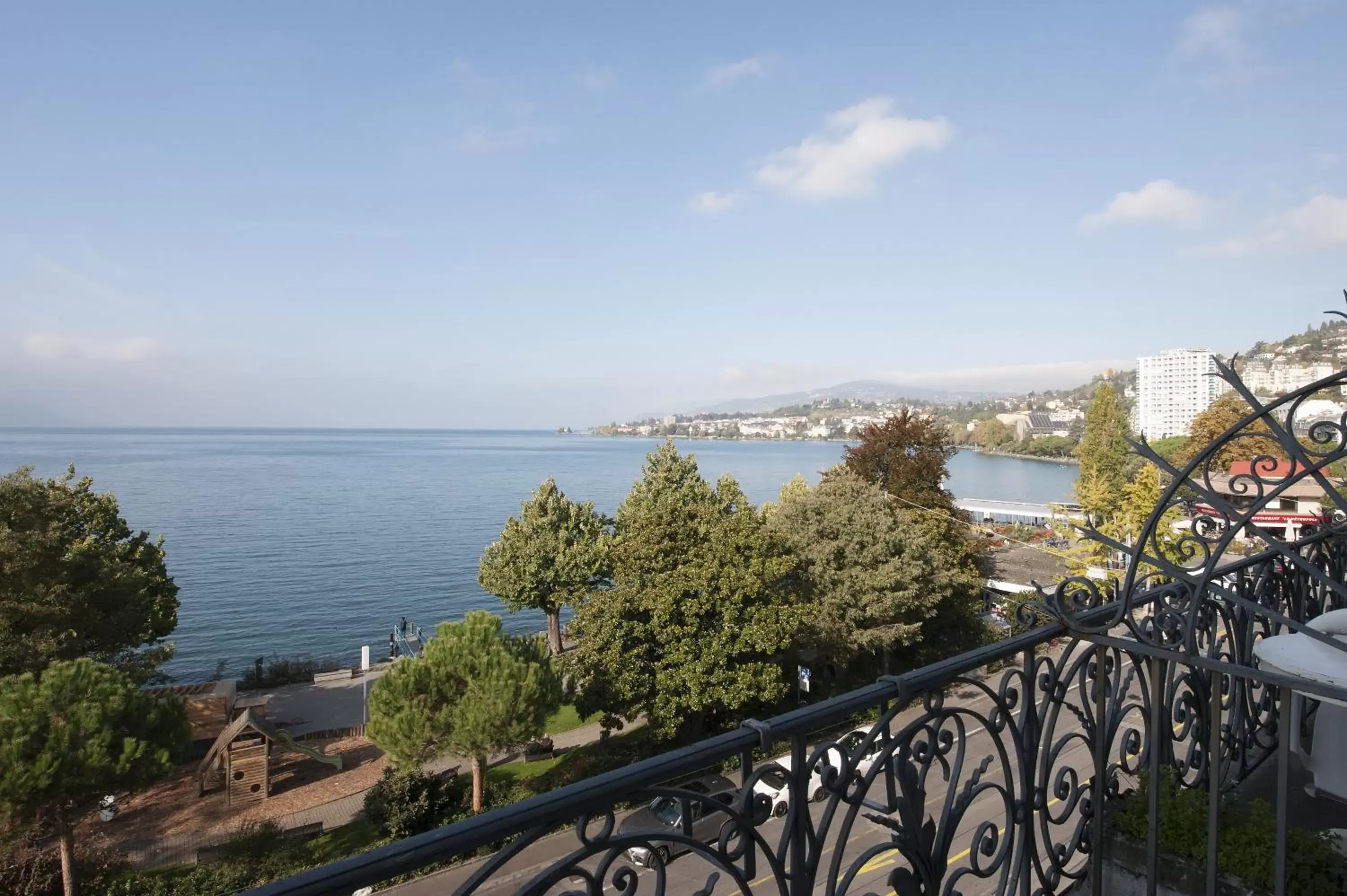 Balcony/Terrace, Sea View in Hotel Parc & Lac