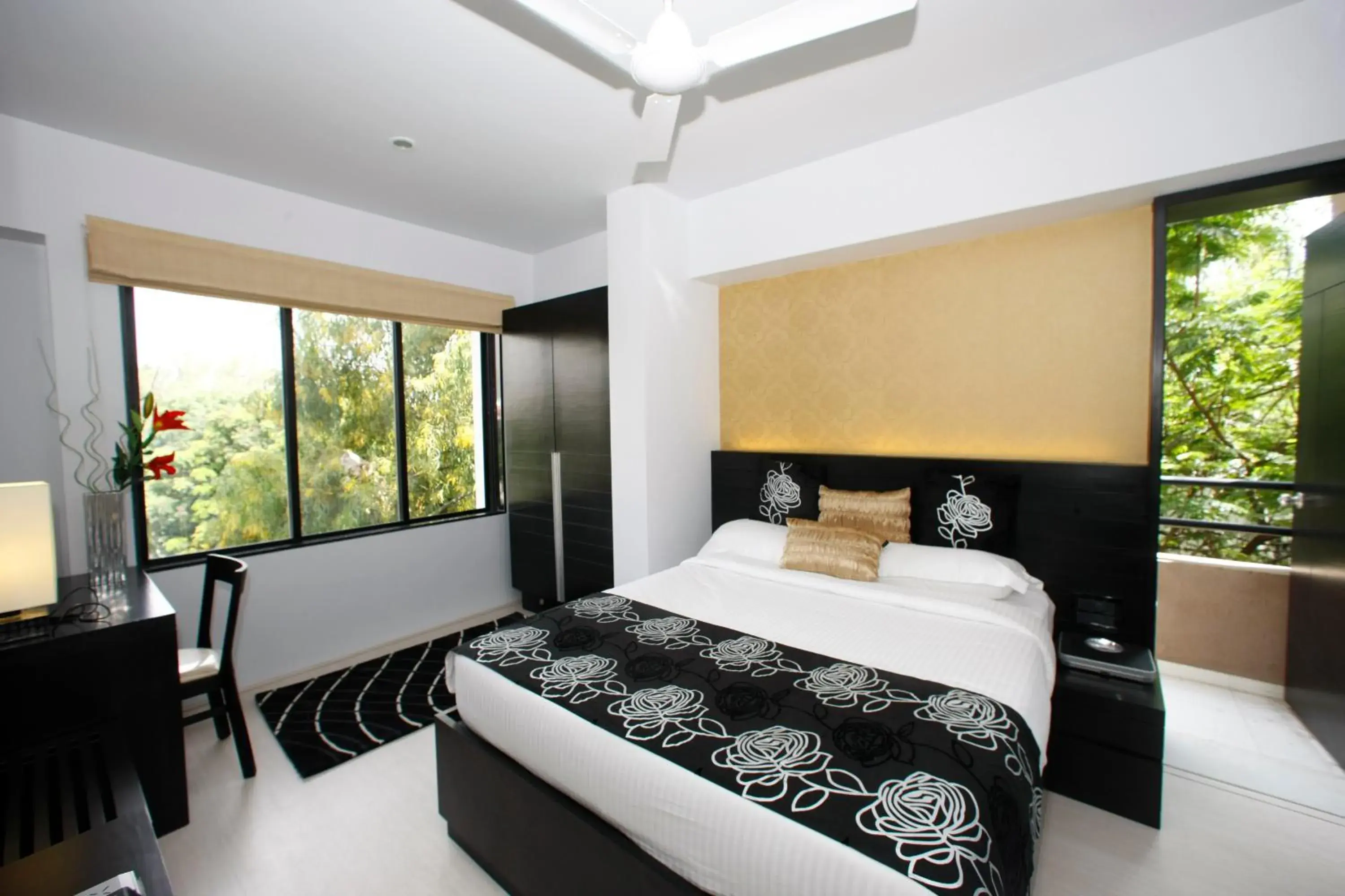 Bedroom, Bed in AR Suites Fontana Bay