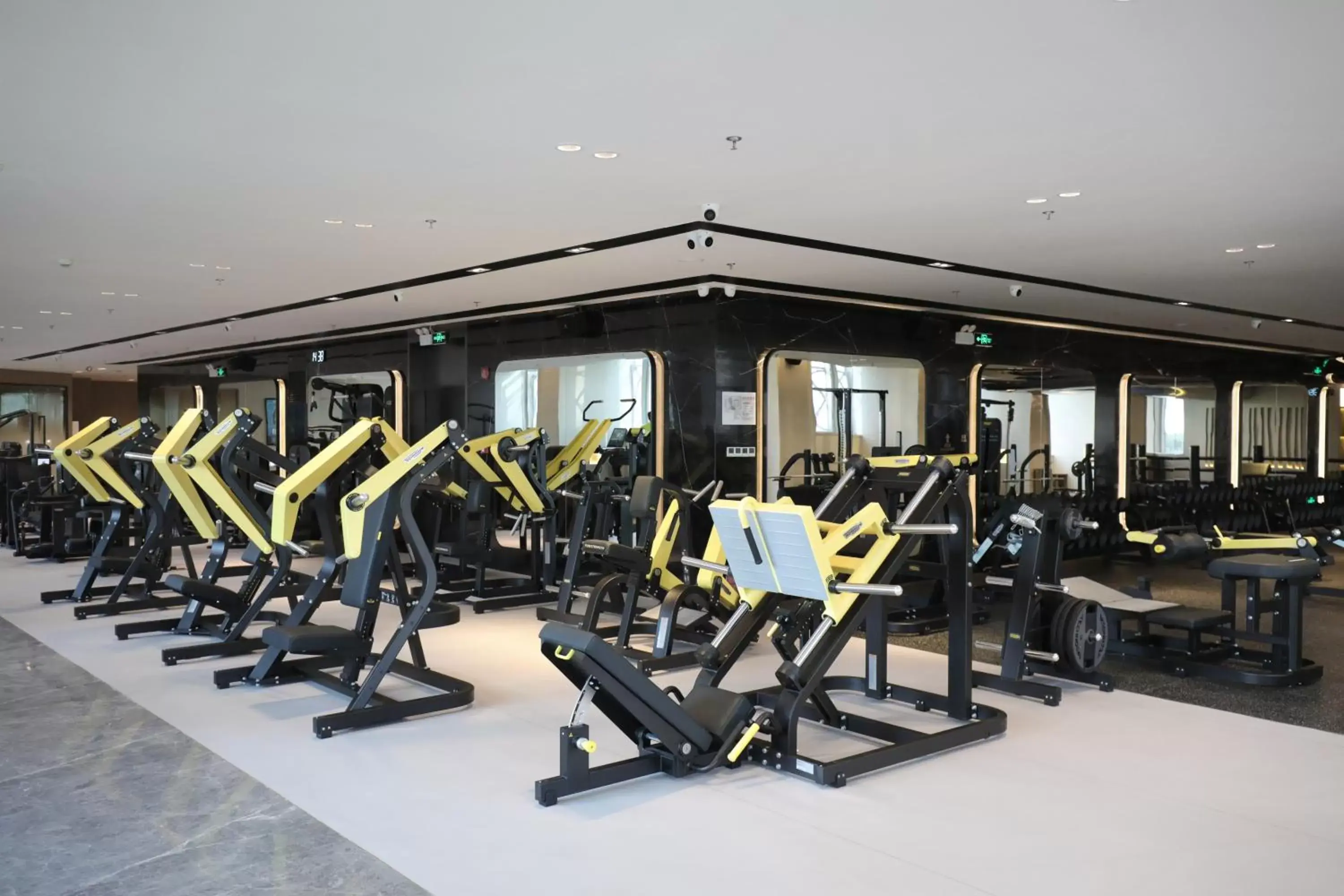 Fitness centre/facilities, Fitness Center/Facilities in Crowne Plaza - Shenzhen Futian, an IHG Hotel