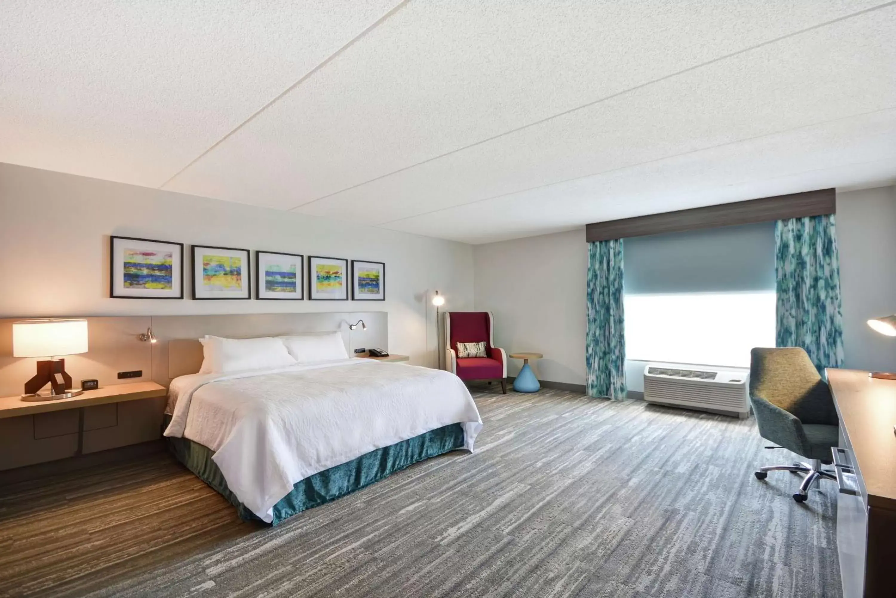 Bedroom, Bed in Hilton Garden Inn Panama City