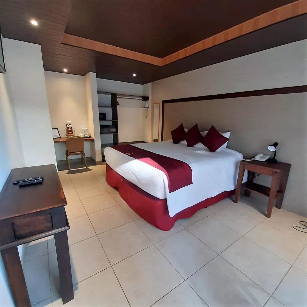 Photo of the whole room, Bed in HOTEL Y RESTAURANTE HACIENDA LOS VOLCANES