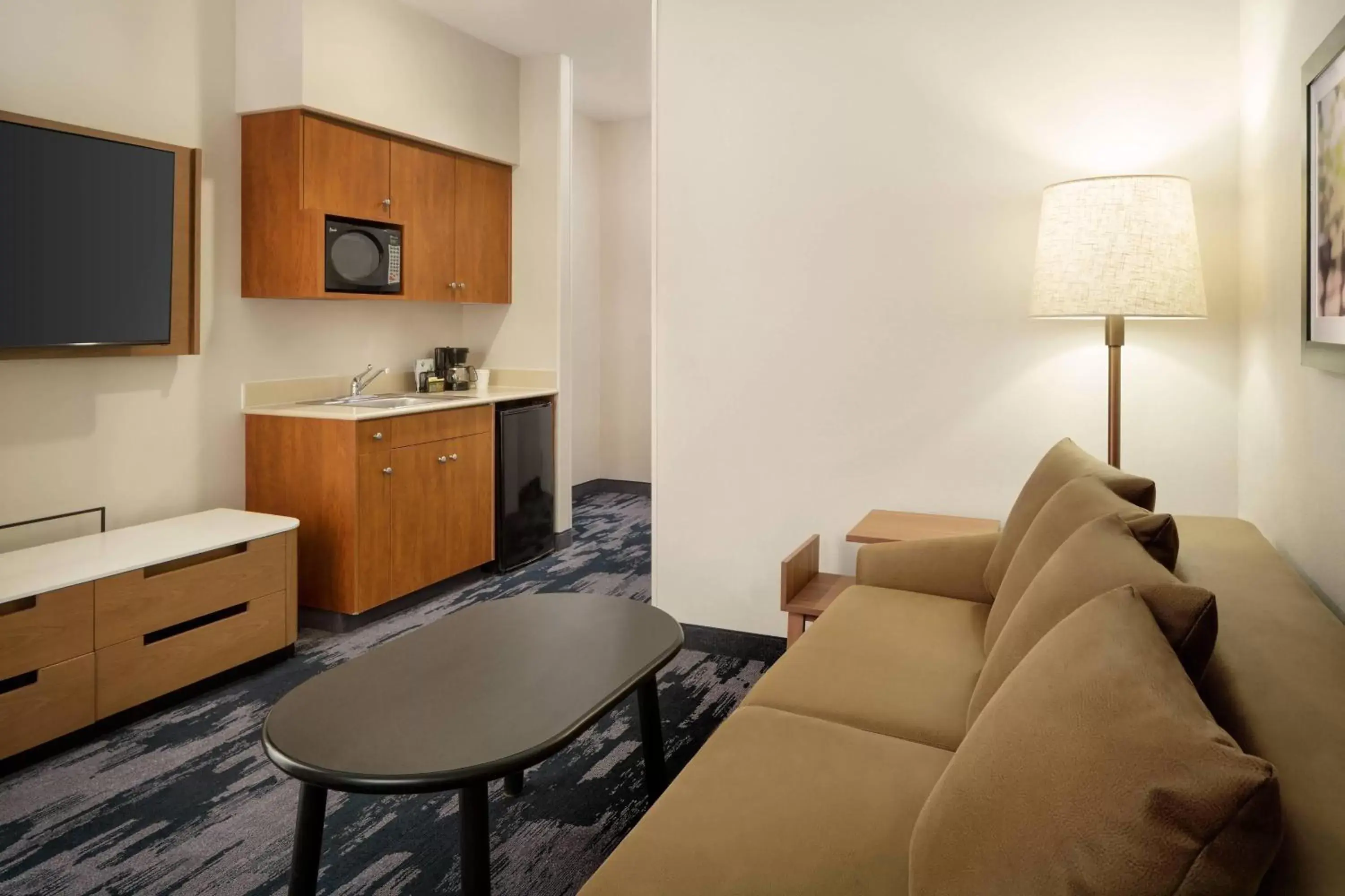 Photo of the whole room, Seating Area in Fairfield Inn and Suites by Marriott Napa American Canyon