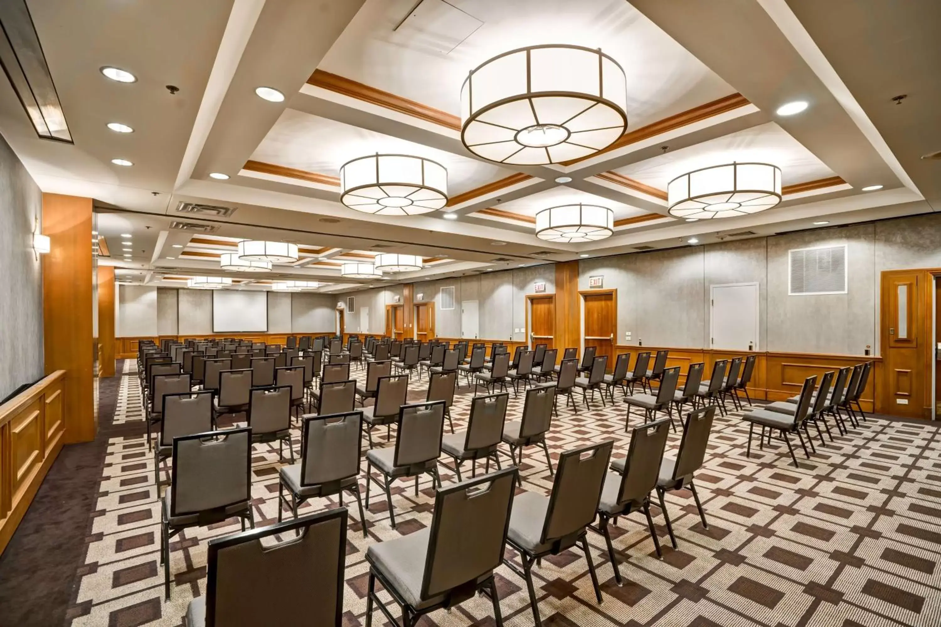 Meeting/conference room in Embassy Suites Chicago - Downtown River North