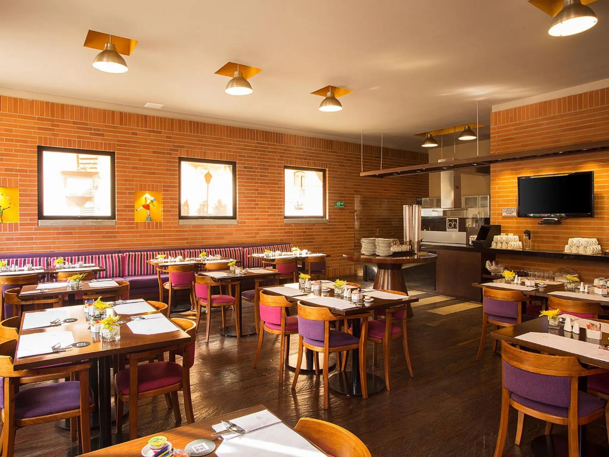 Food and drinks in Mercure Bogota BH Zona Financiera