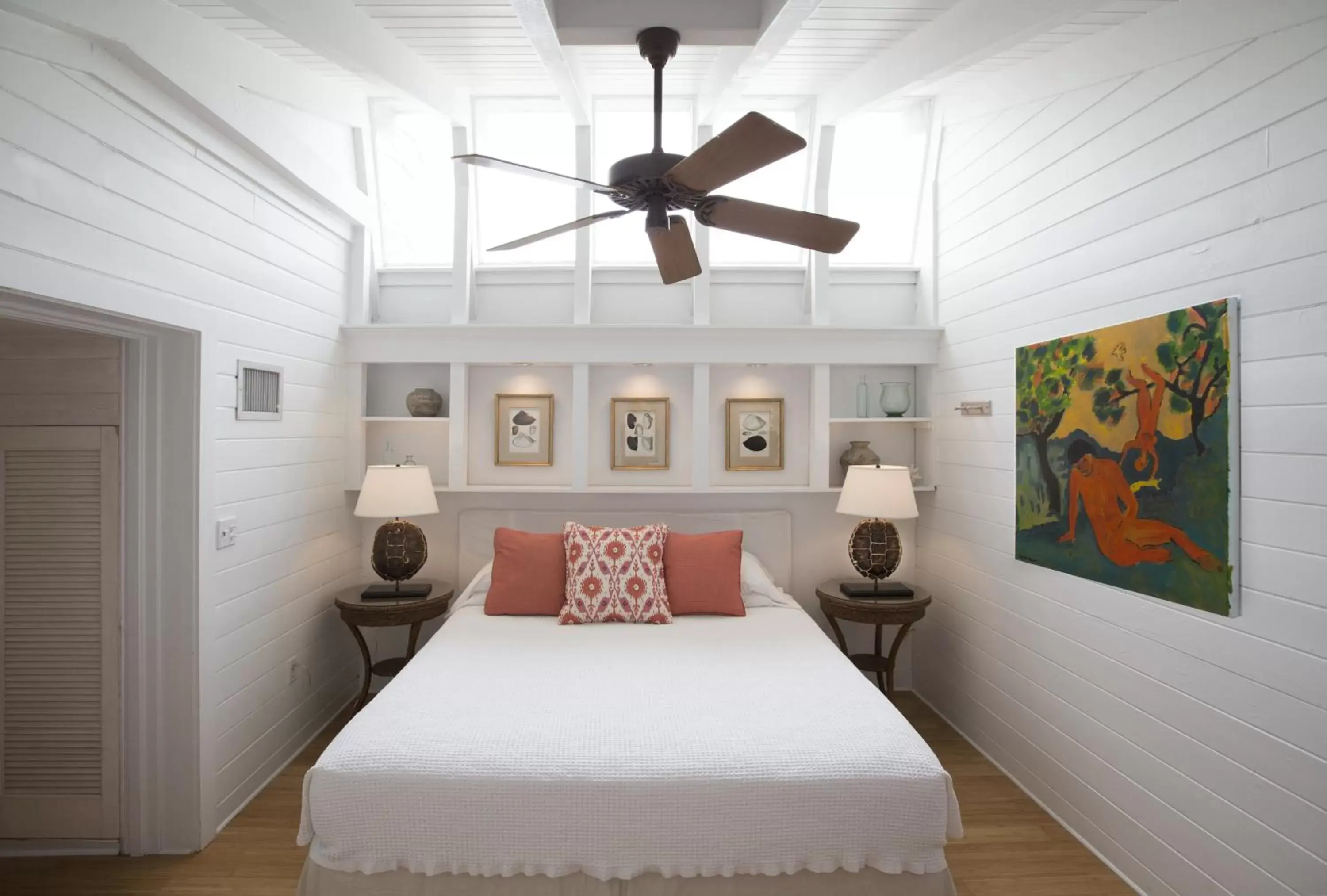 Bedroom, Bed in Simonton Court Historic Inn & Cottages