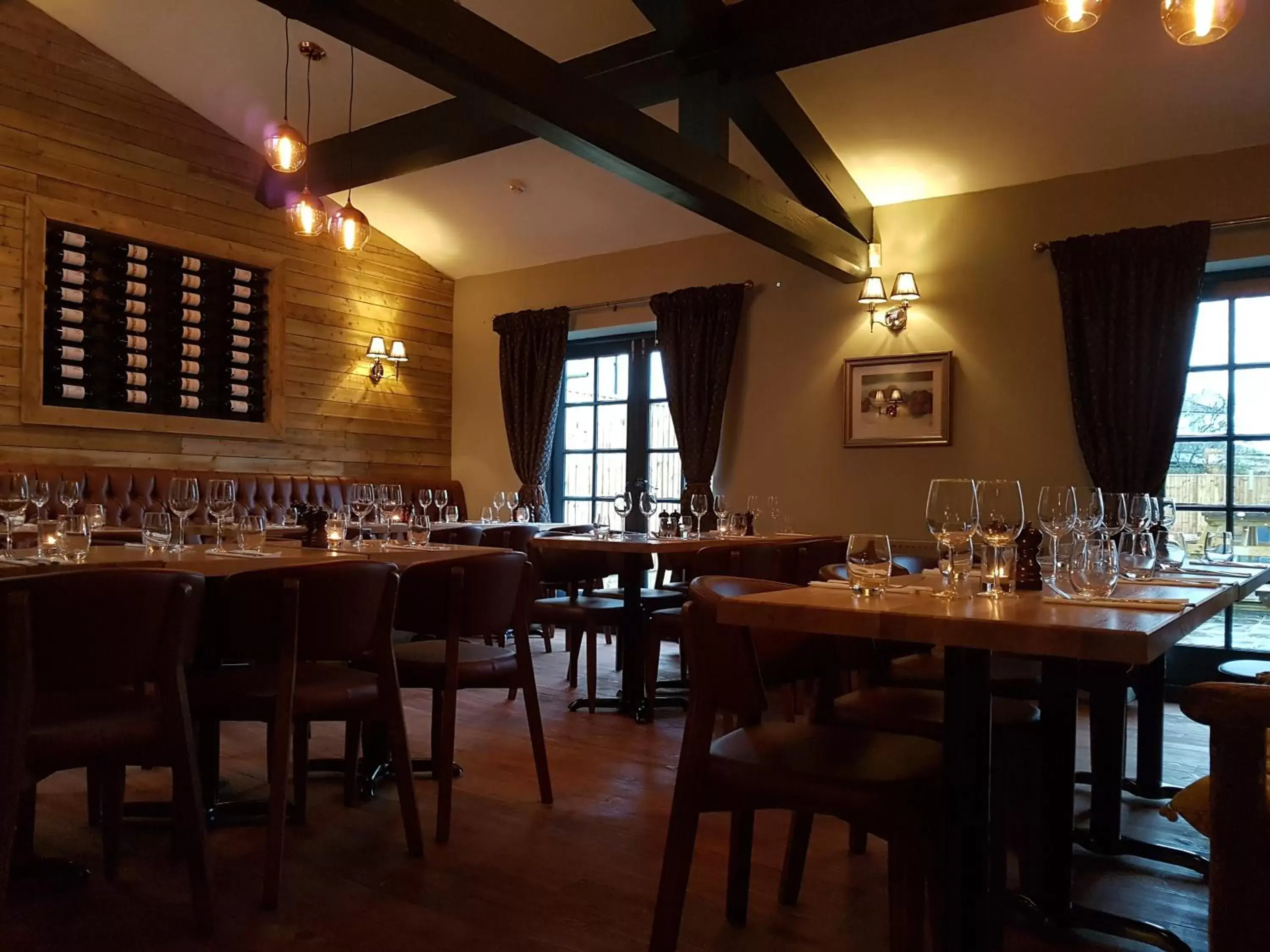 Restaurant/Places to Eat in The Angel Inn