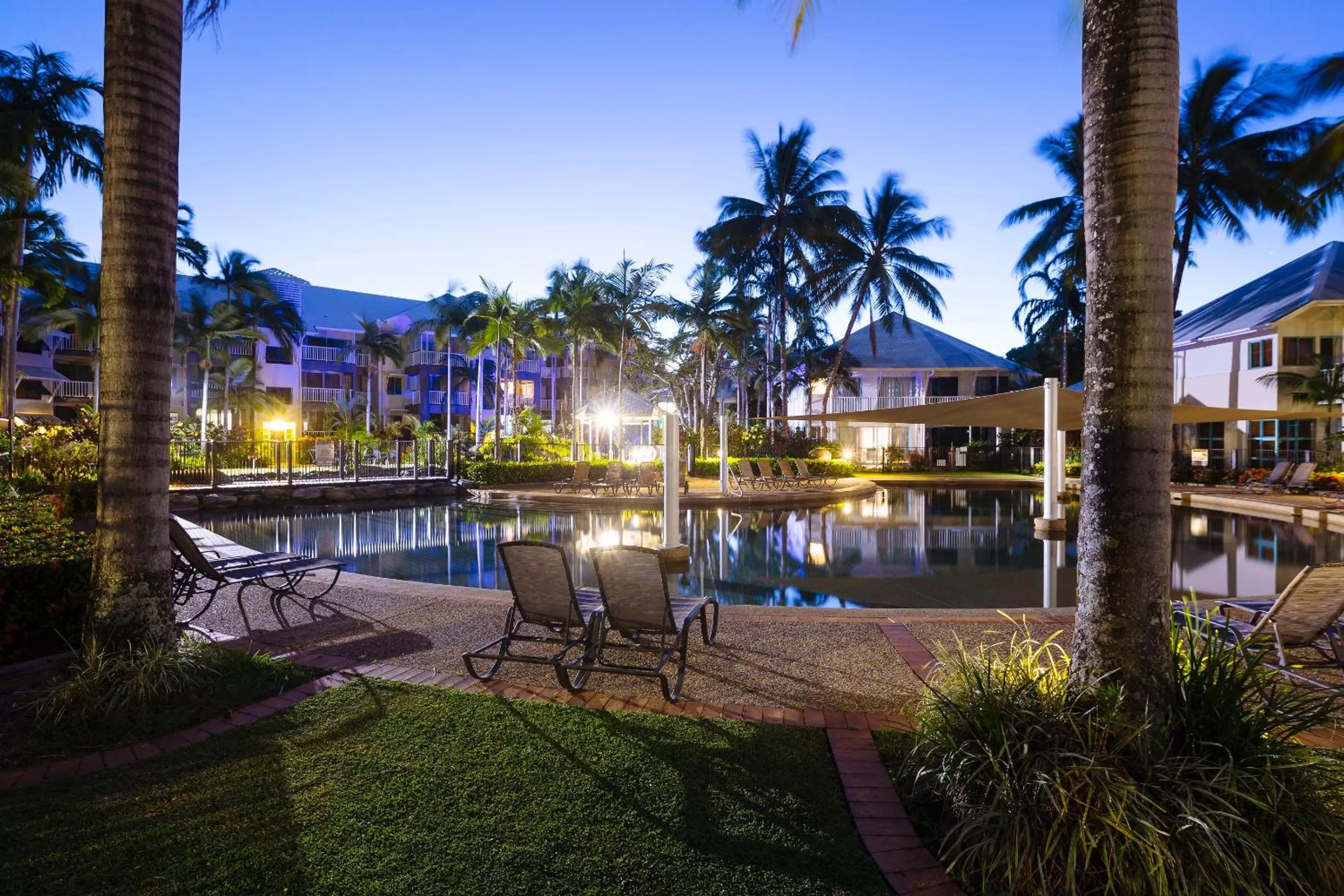 Swimming pool in Coral Sands Beachfront Resort