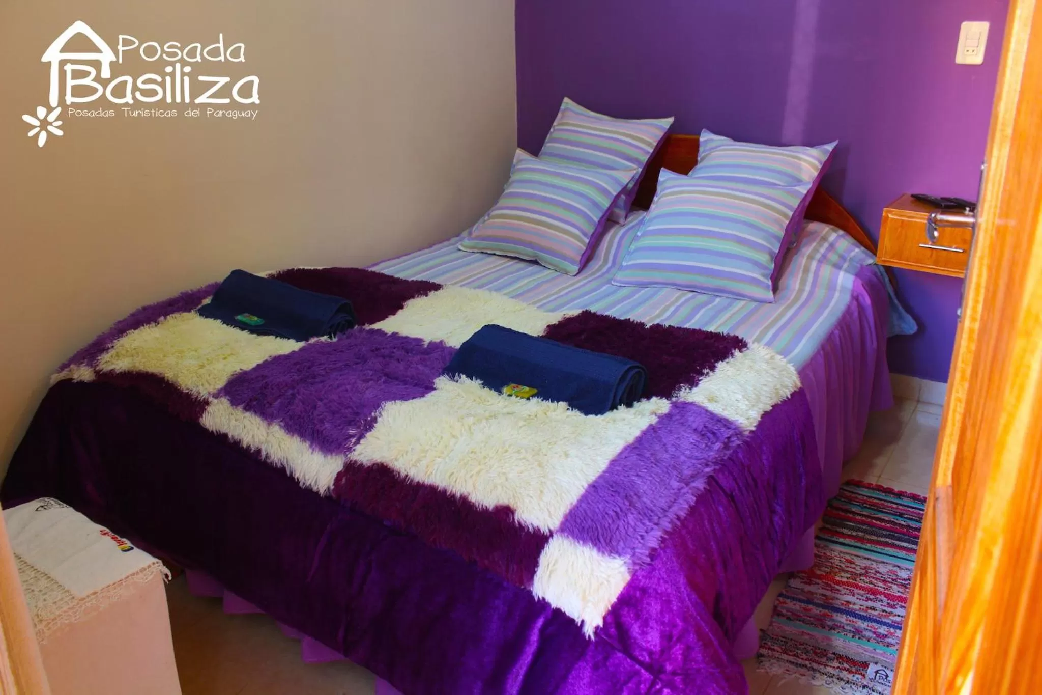 Bed in Posada Basiliza, Encarnación PY