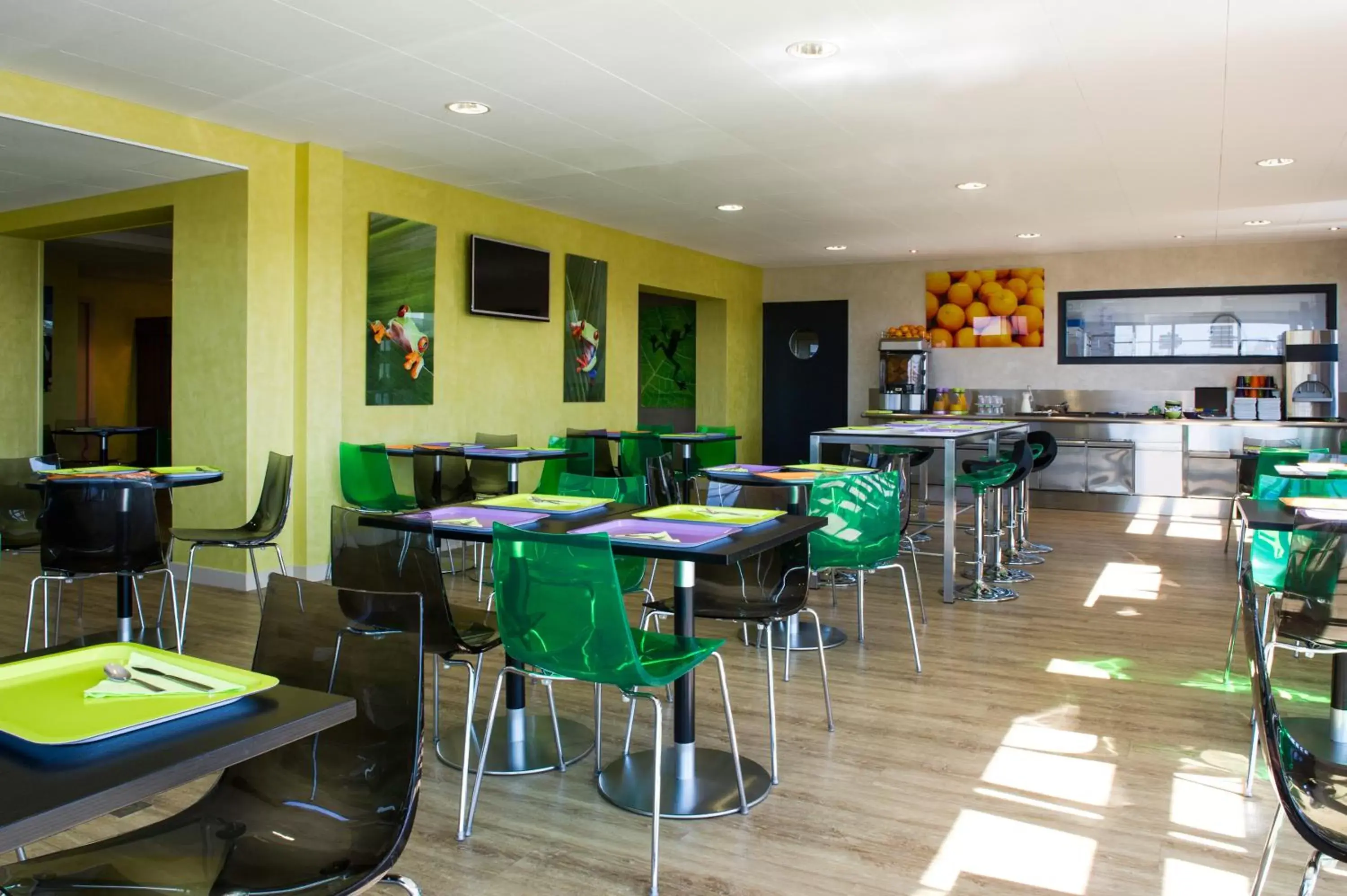 Breakfast, Restaurant/Places to Eat in ibis Styles Bourges