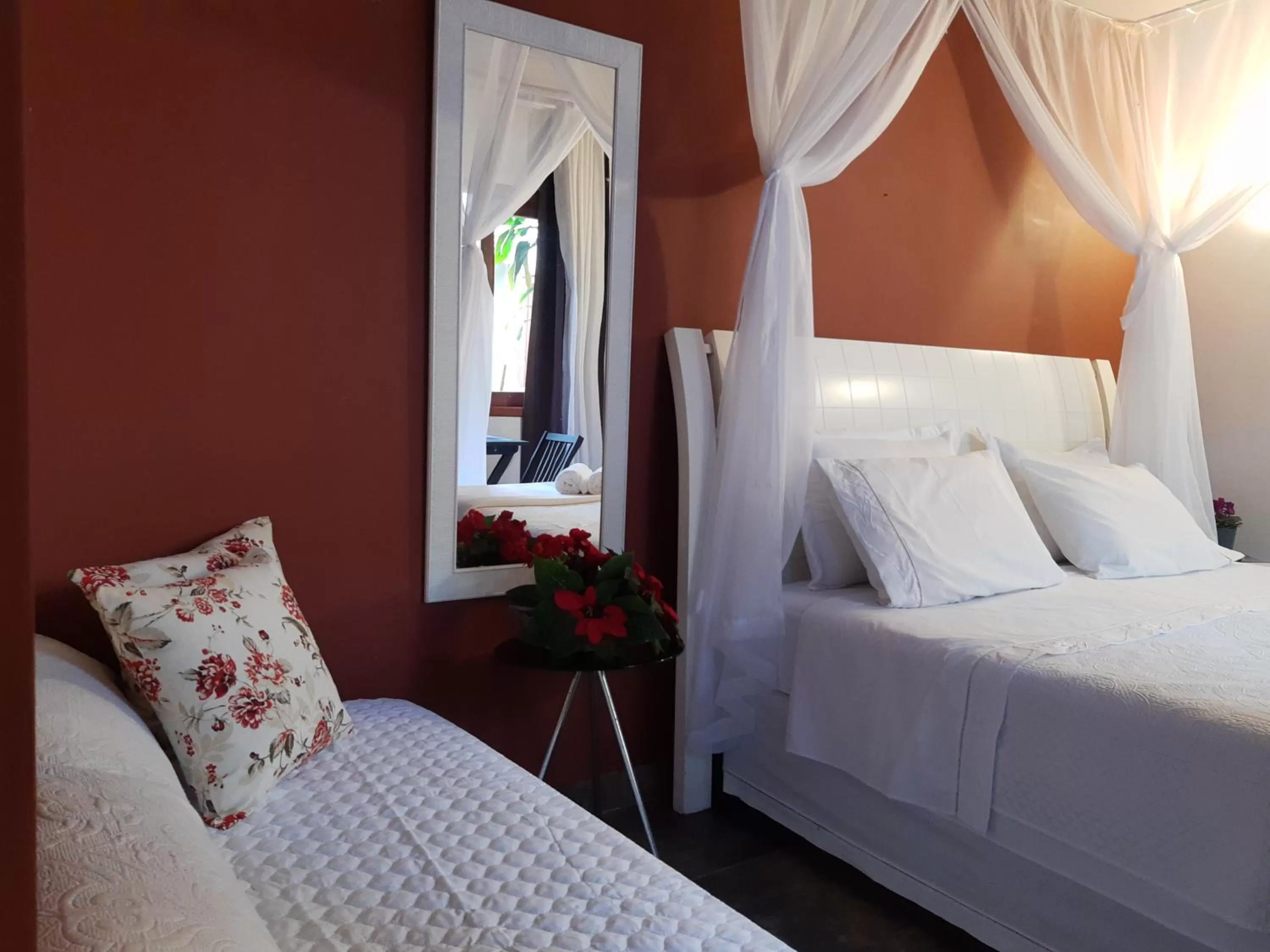 Bed in Magias de Paraty Ecopousada