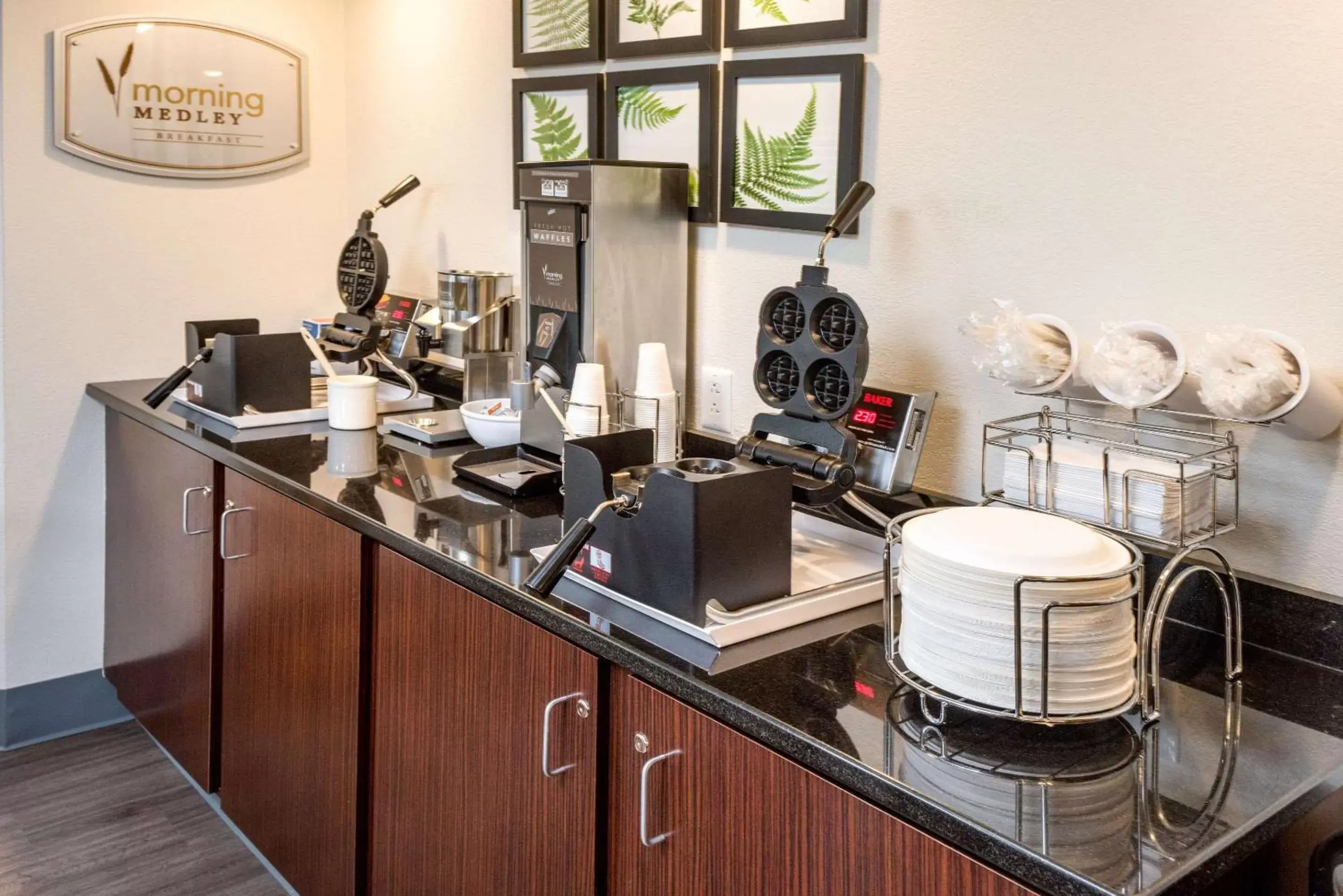 Restaurant/places to eat in Sleep Inn Charleston North Restaurant/places to eat in Sleep Inn Charleston North