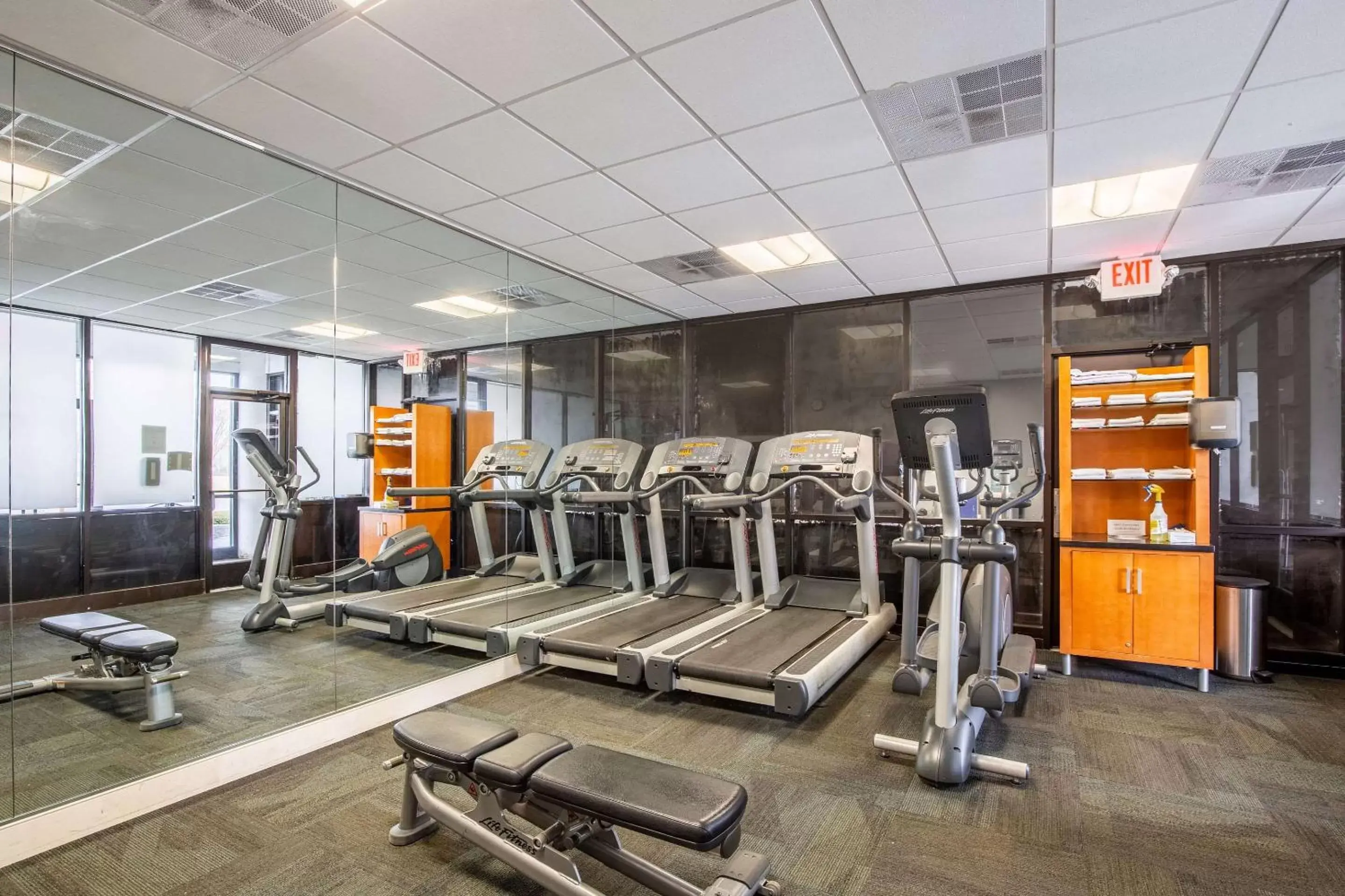 Fitness centre/facilities, Fitness Center/Facilities in Econo Lodge Naval Station Norfolk