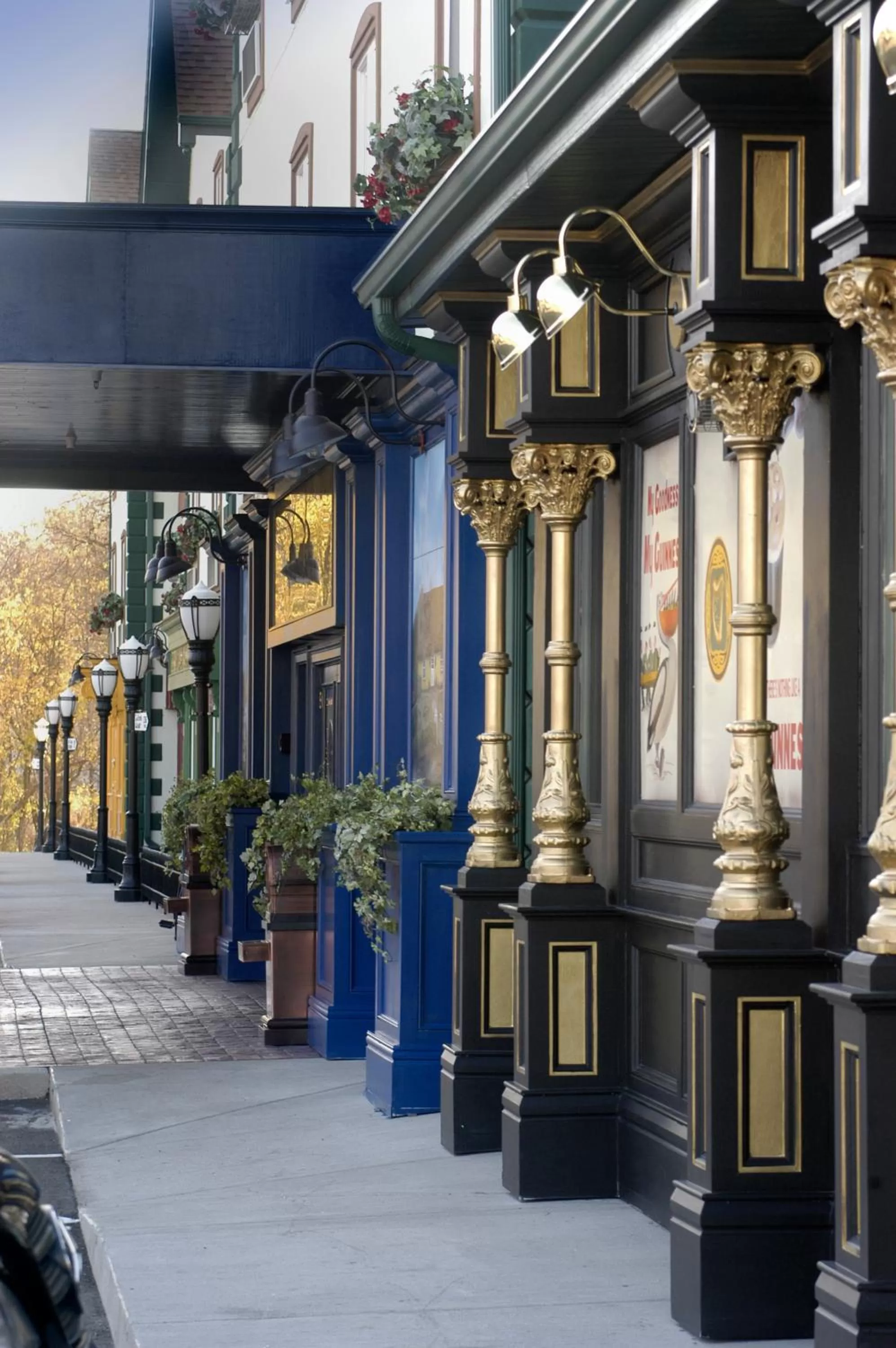 Property building in Irish Cottage Inn & Suites