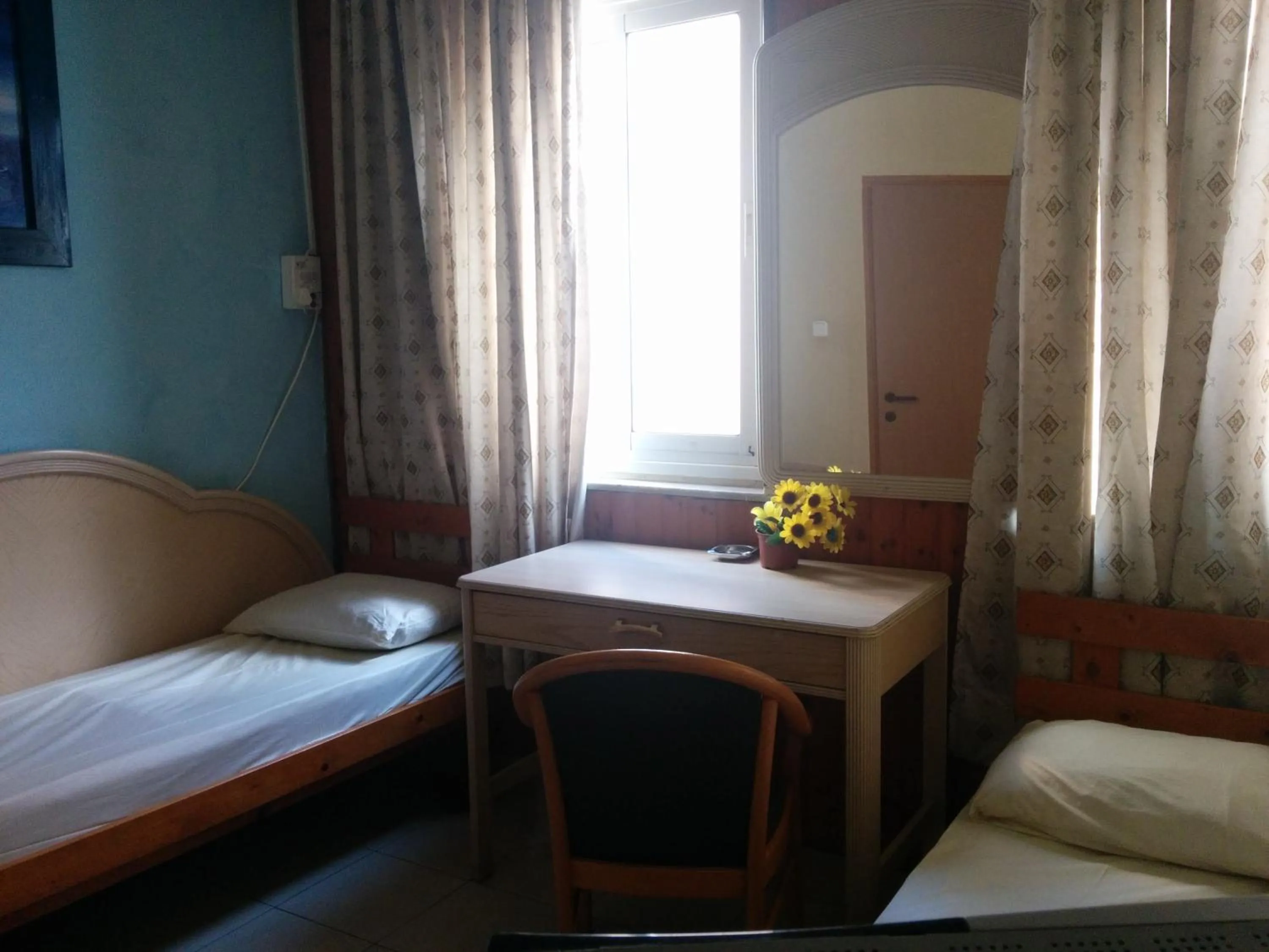 Bed in Momo's Hostel