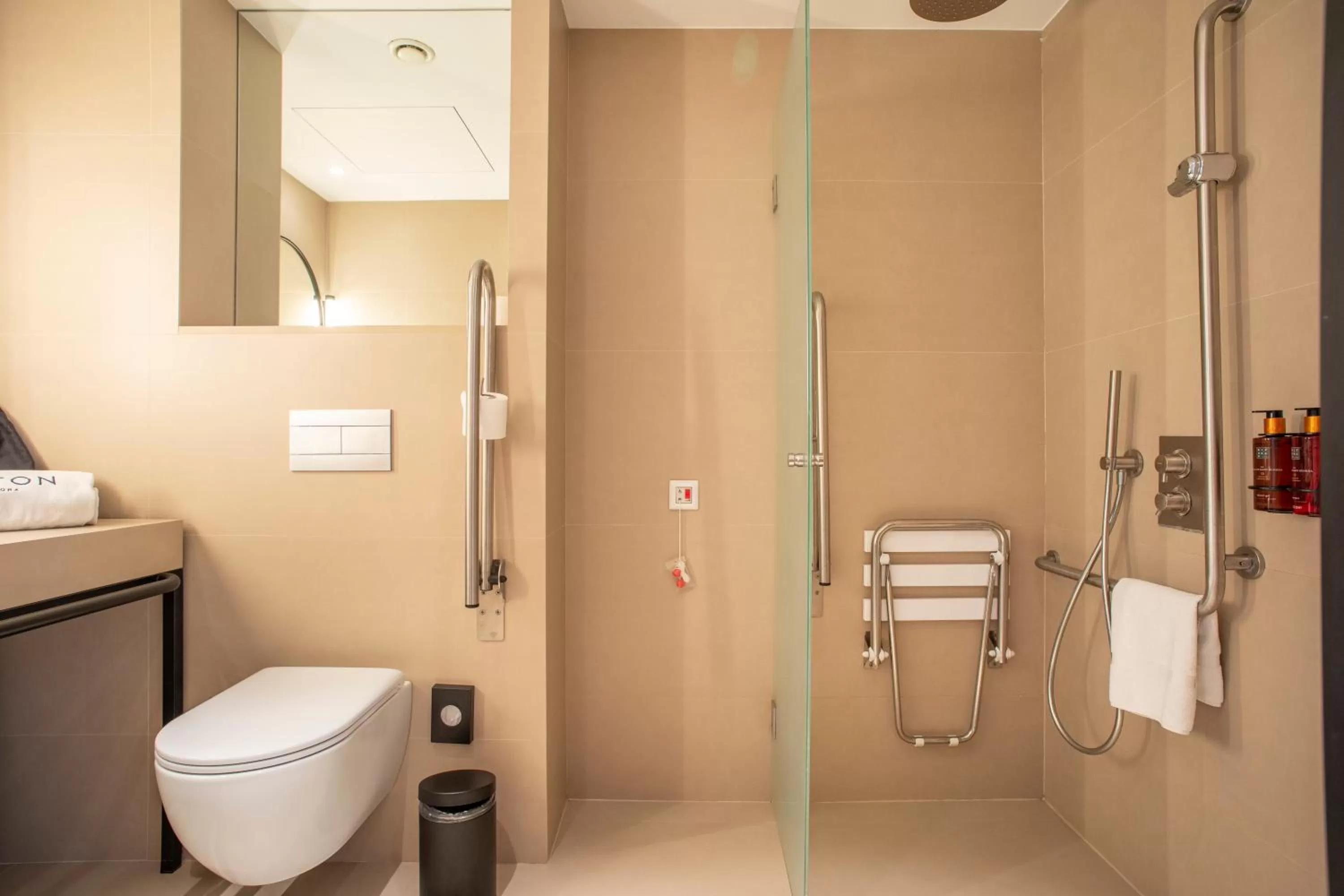 Bathroom in Hotel Paxton Barcelona