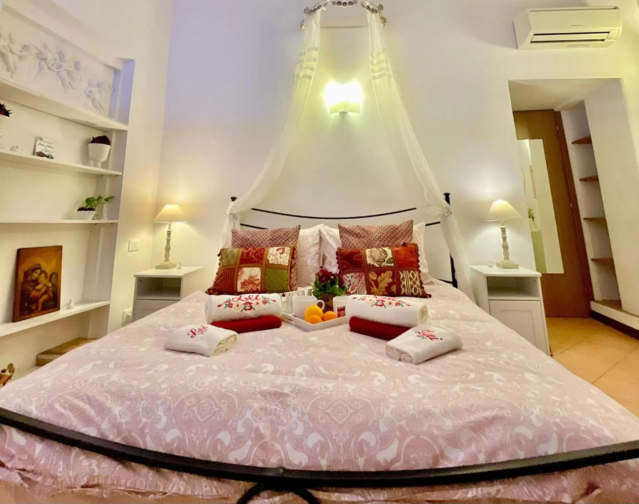 Photo of the whole room, Bed in Home Milù Florence