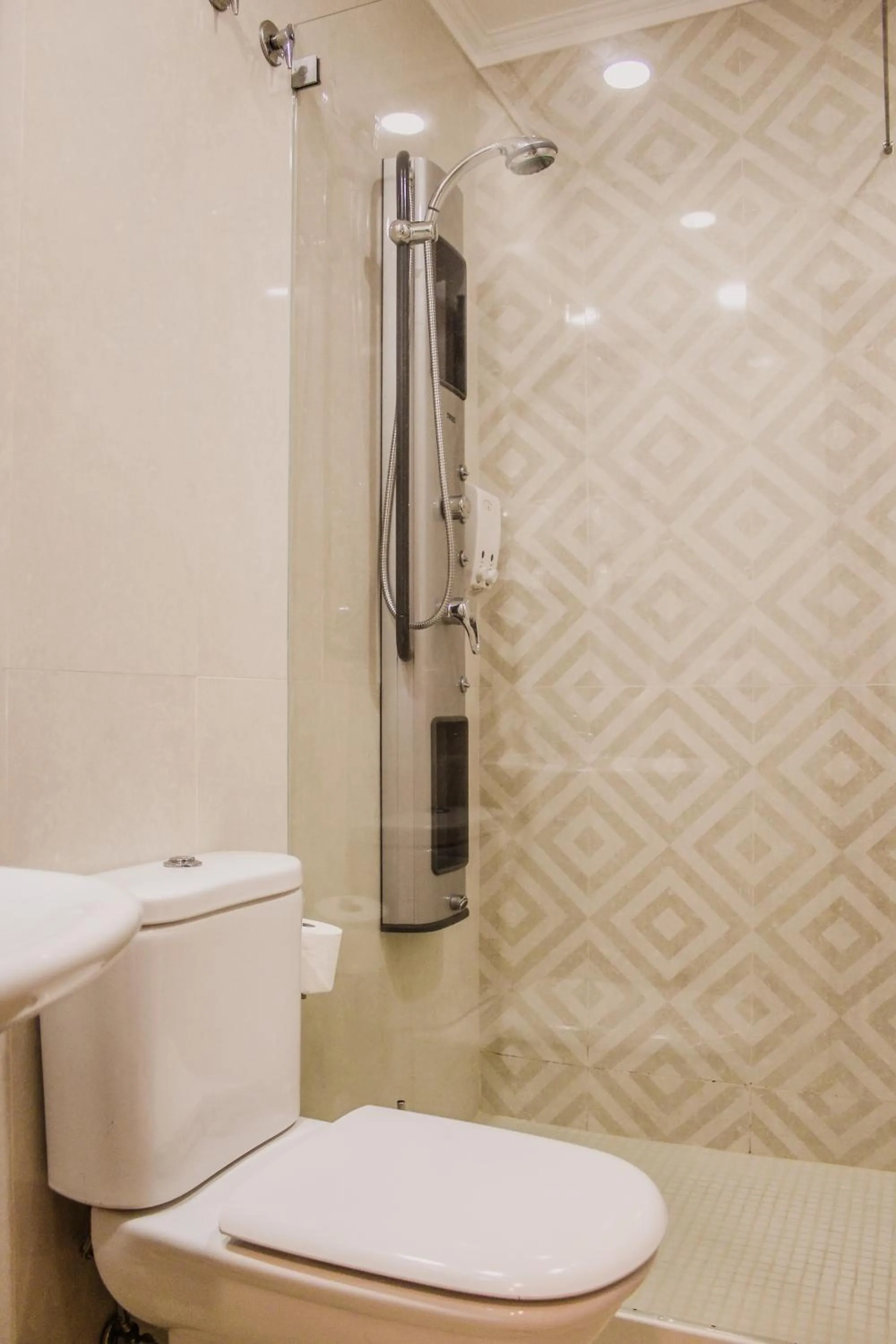 Bathroom in Hotel Neptuno