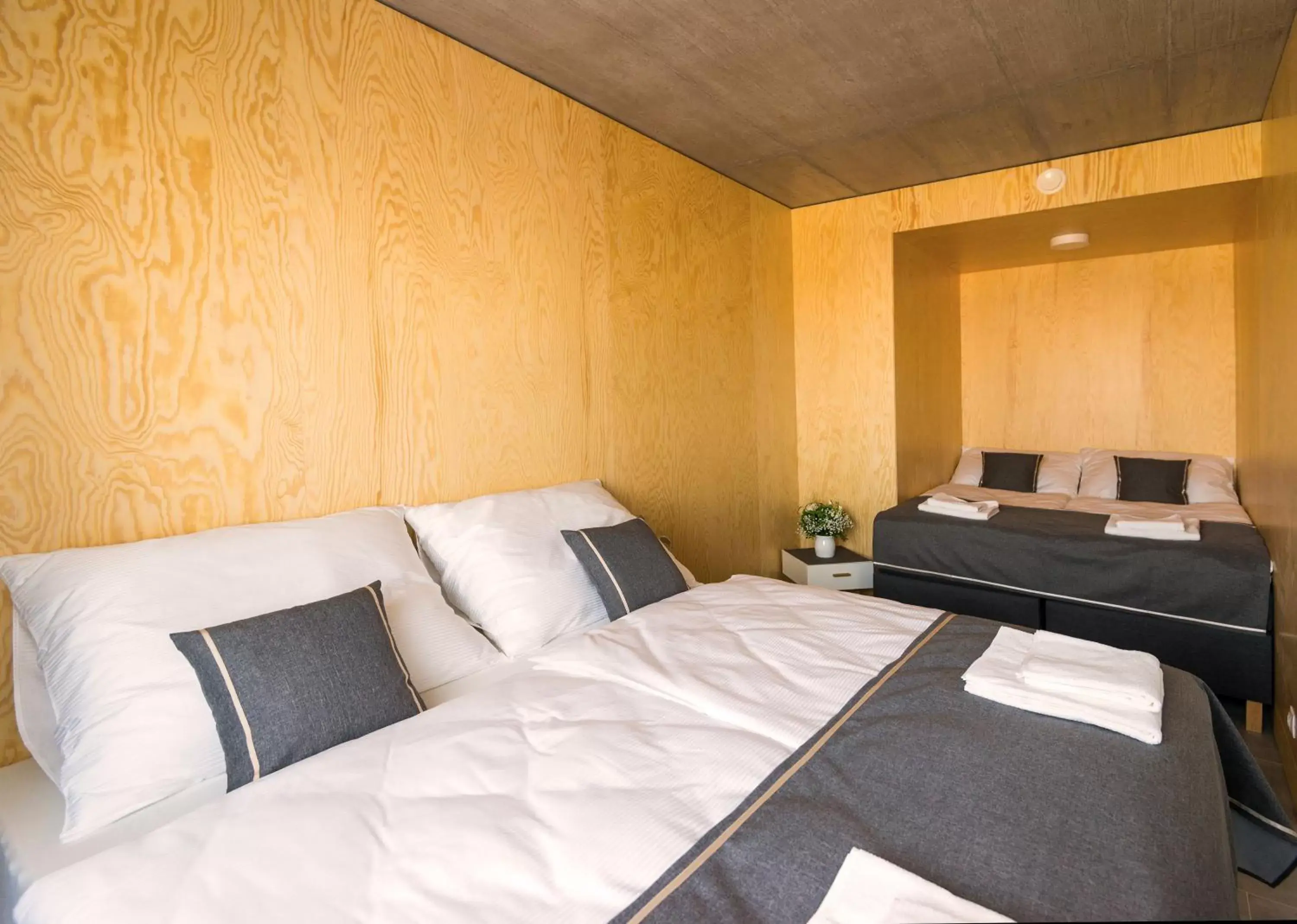 Bedroom, Bed in Residence Trafick