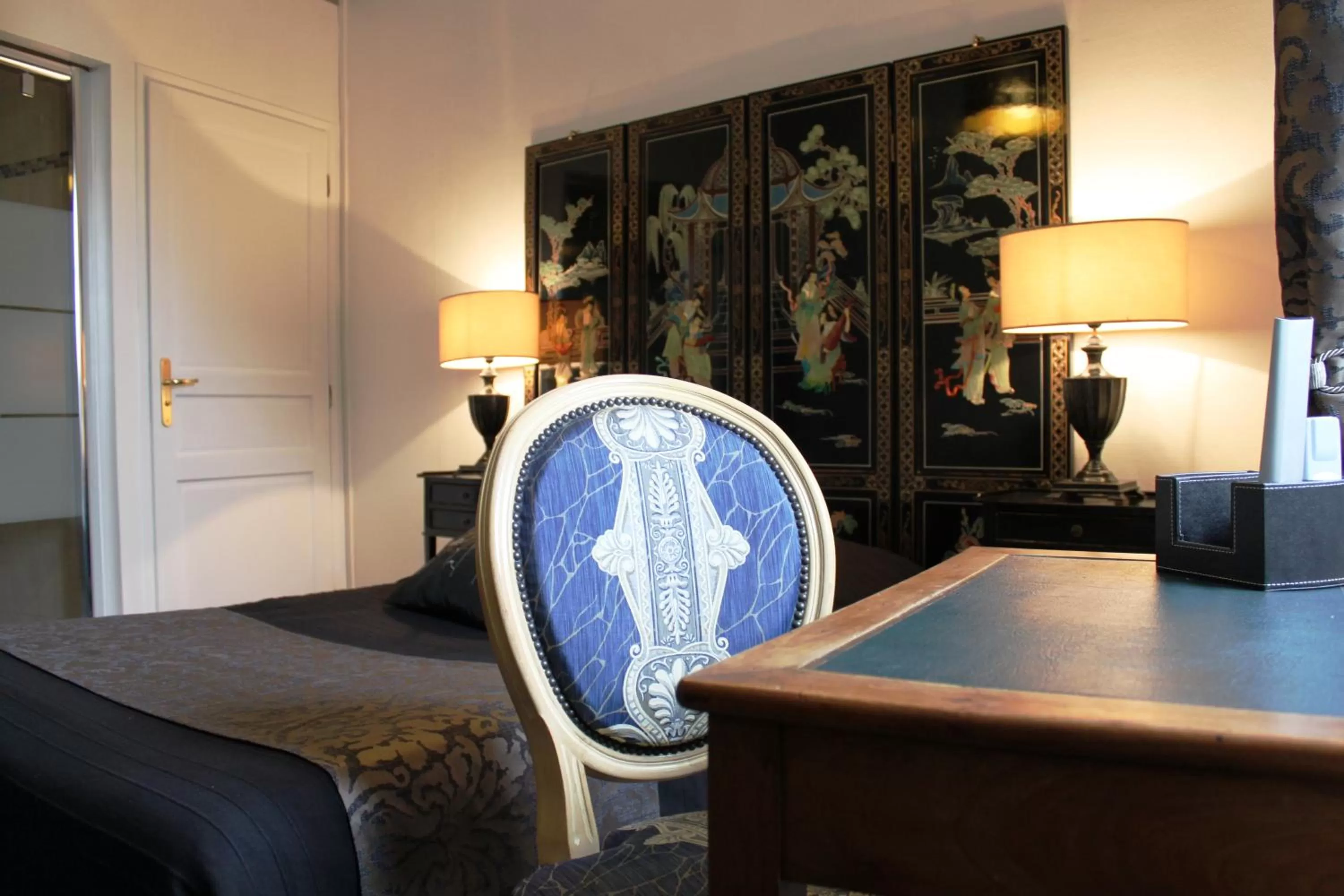 Bed in Résidence et Chambres d'Hôtes de La Porte d'Arras