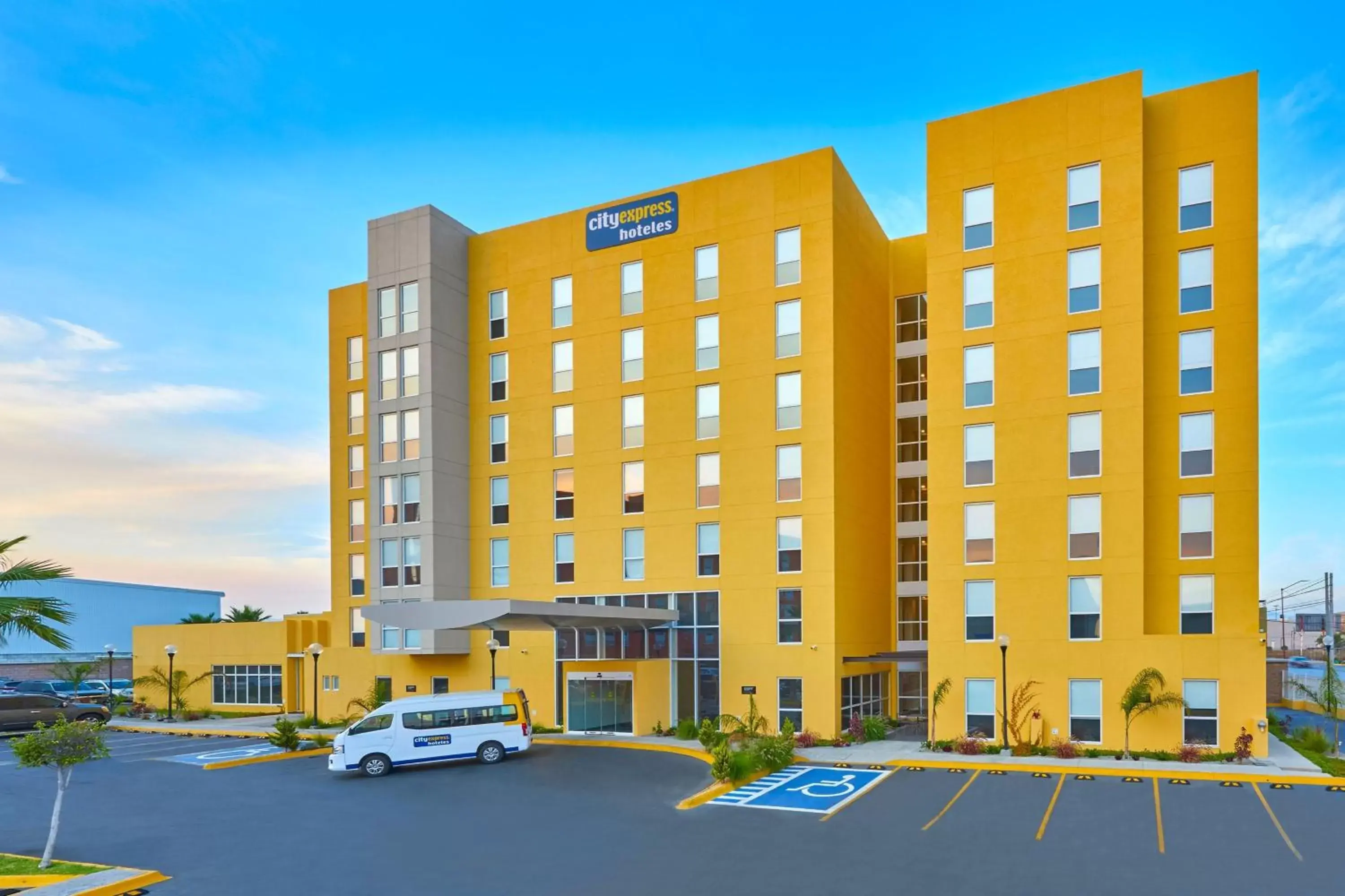 Property Building in City Express by Marriott Tijuana Otay