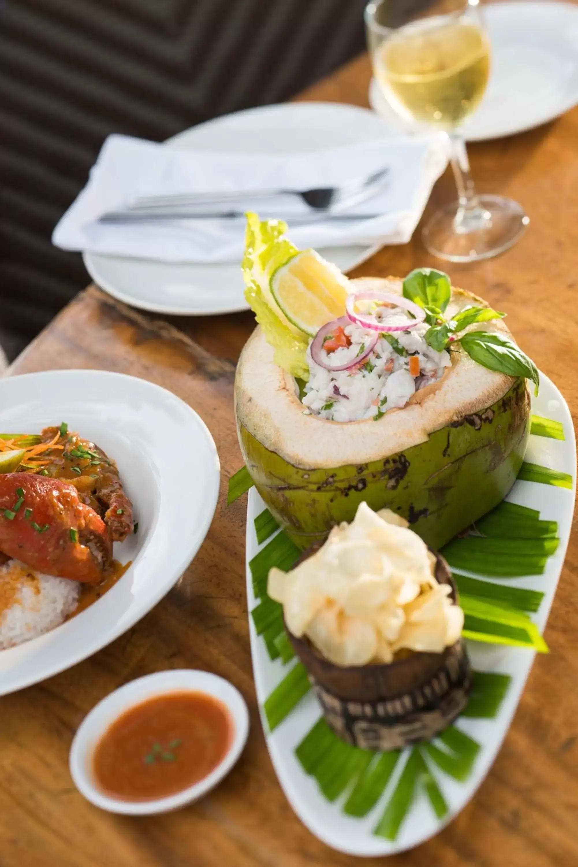 Restaurant/places to eat in DoubleTree by Hilton Fiji - Sonaisali Island
