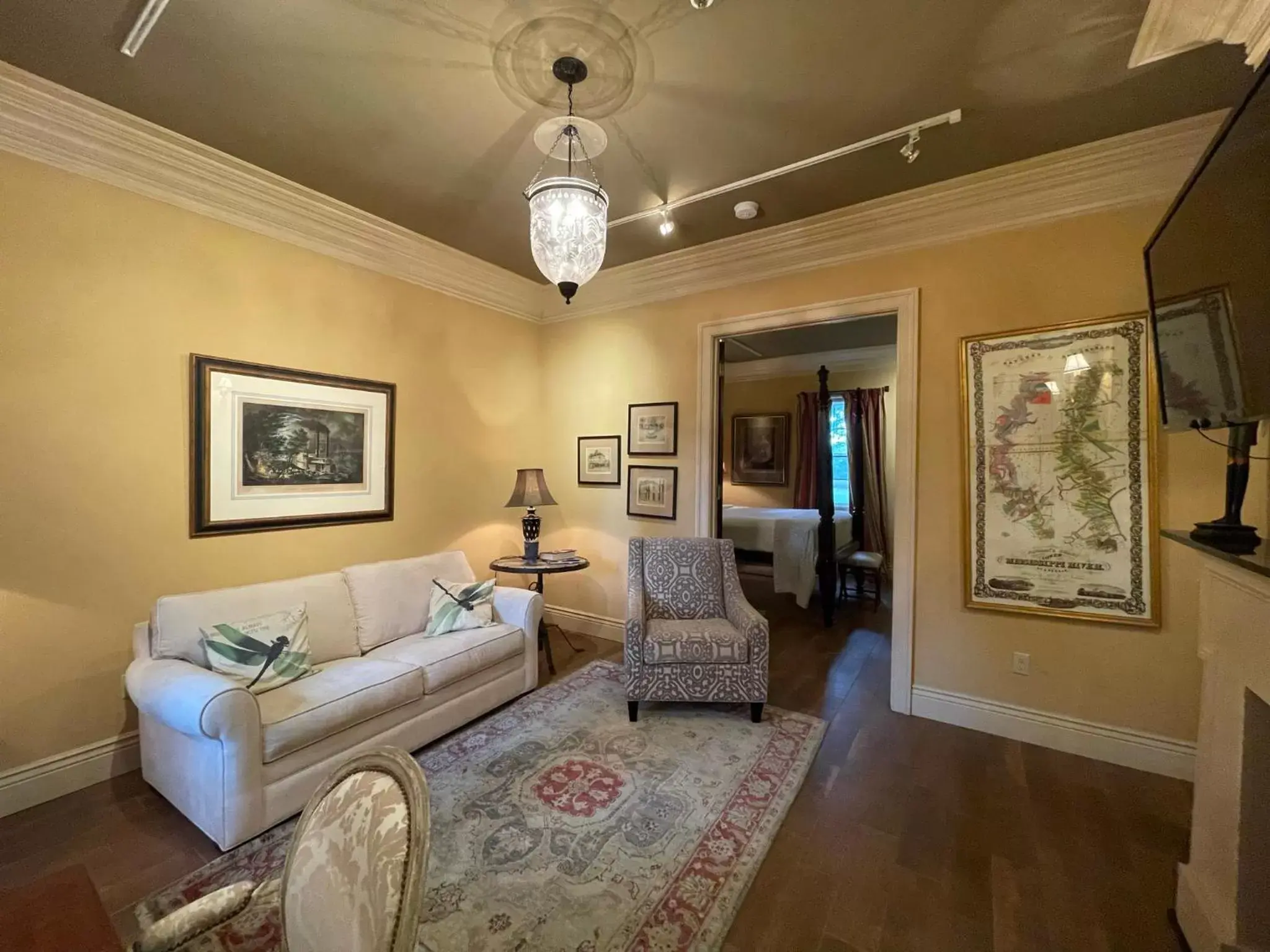 Living room, Seating Area in The Inn at Houmas House Estate