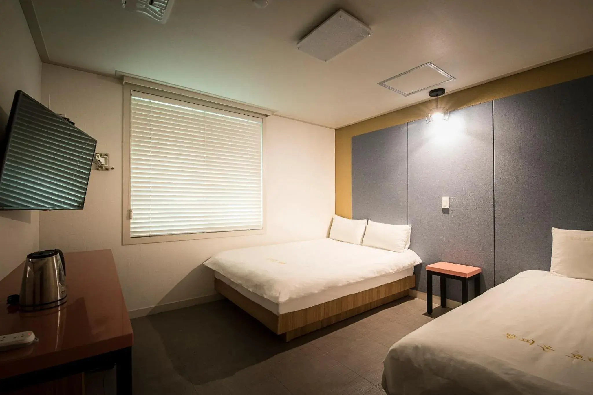 Bedroom in Champion Hotel