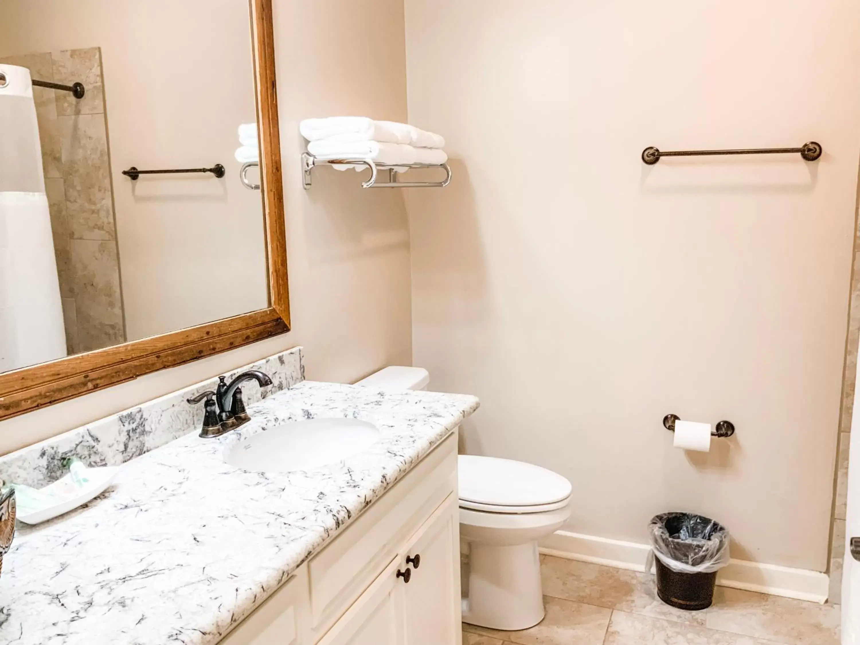 Bathroom in The Lodge at The Bluffs