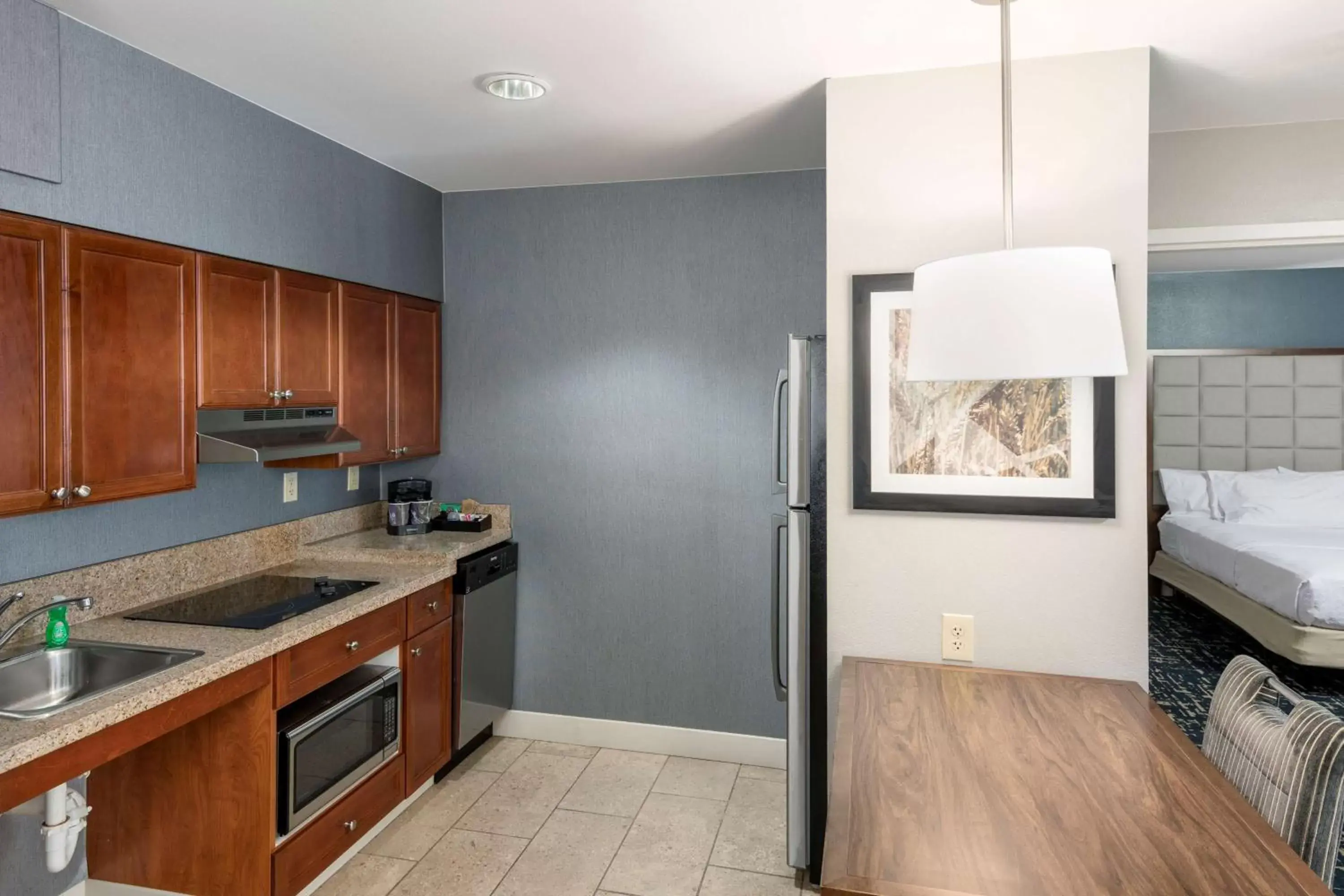 Kitchen or kitchenette, Kitchen/Kitchenette in Homewood Suites by Hilton Mount Laurel