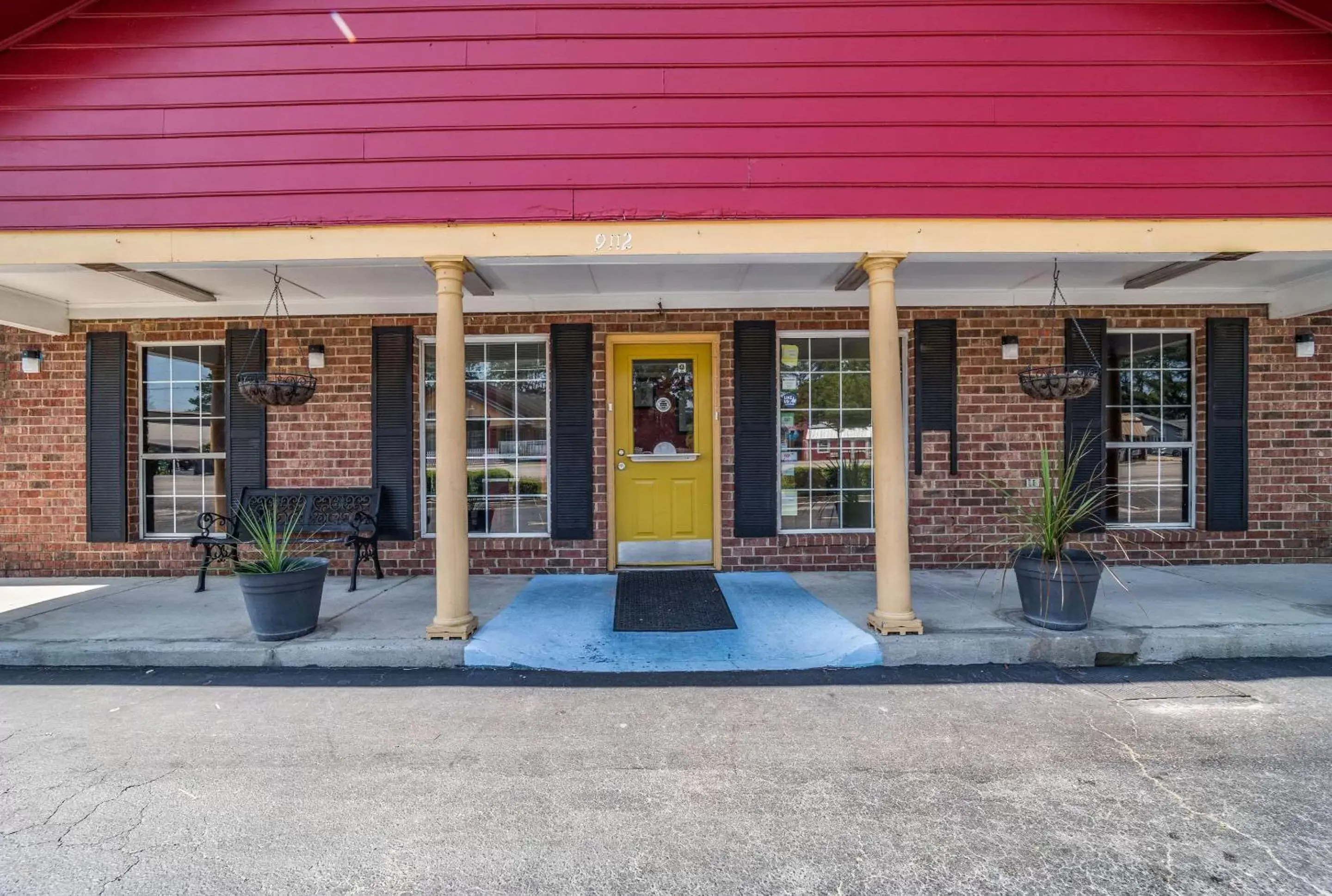 Property building in Econo Lodge Santee