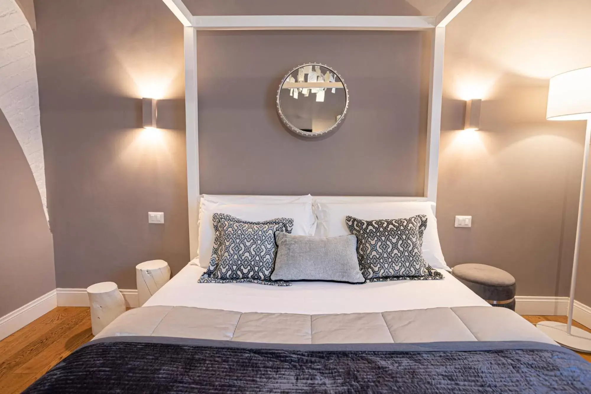 Bed in Cardilli Luxury Rooms