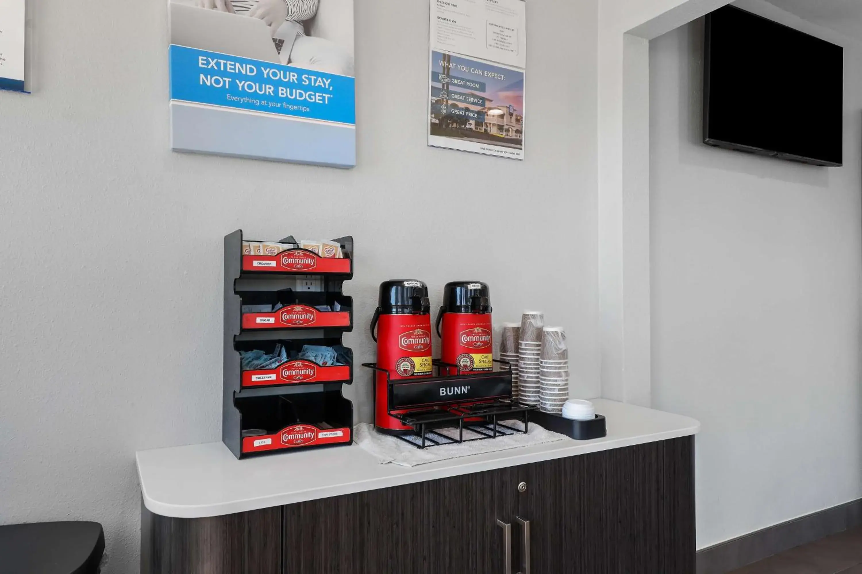 Restaurant/places to eat in Motel 6-Escondido, CA Restaurant/places to eat in Motel 6-Escondido, CA