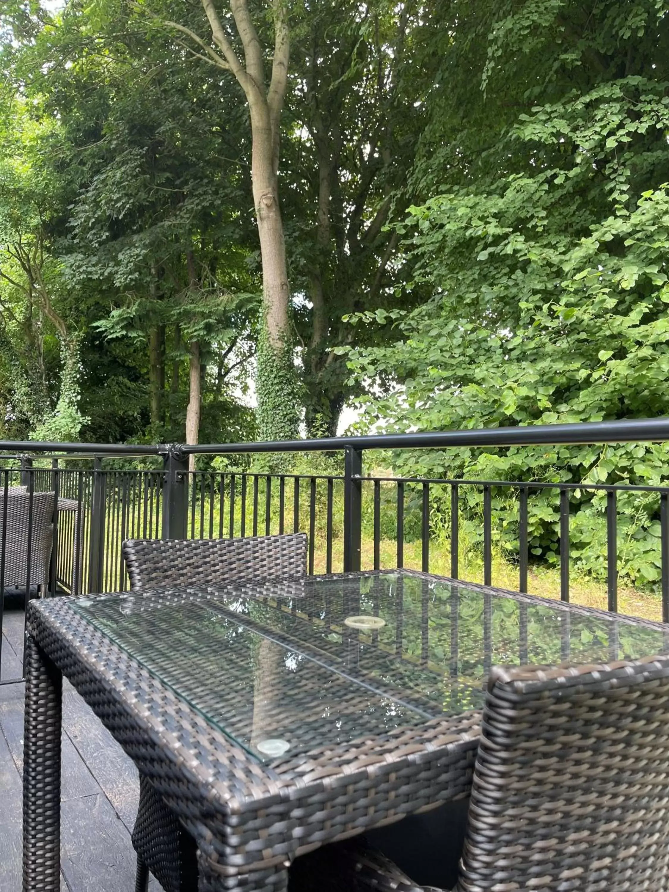 Property building, Balcony/Terrace in The Inn South Stainley