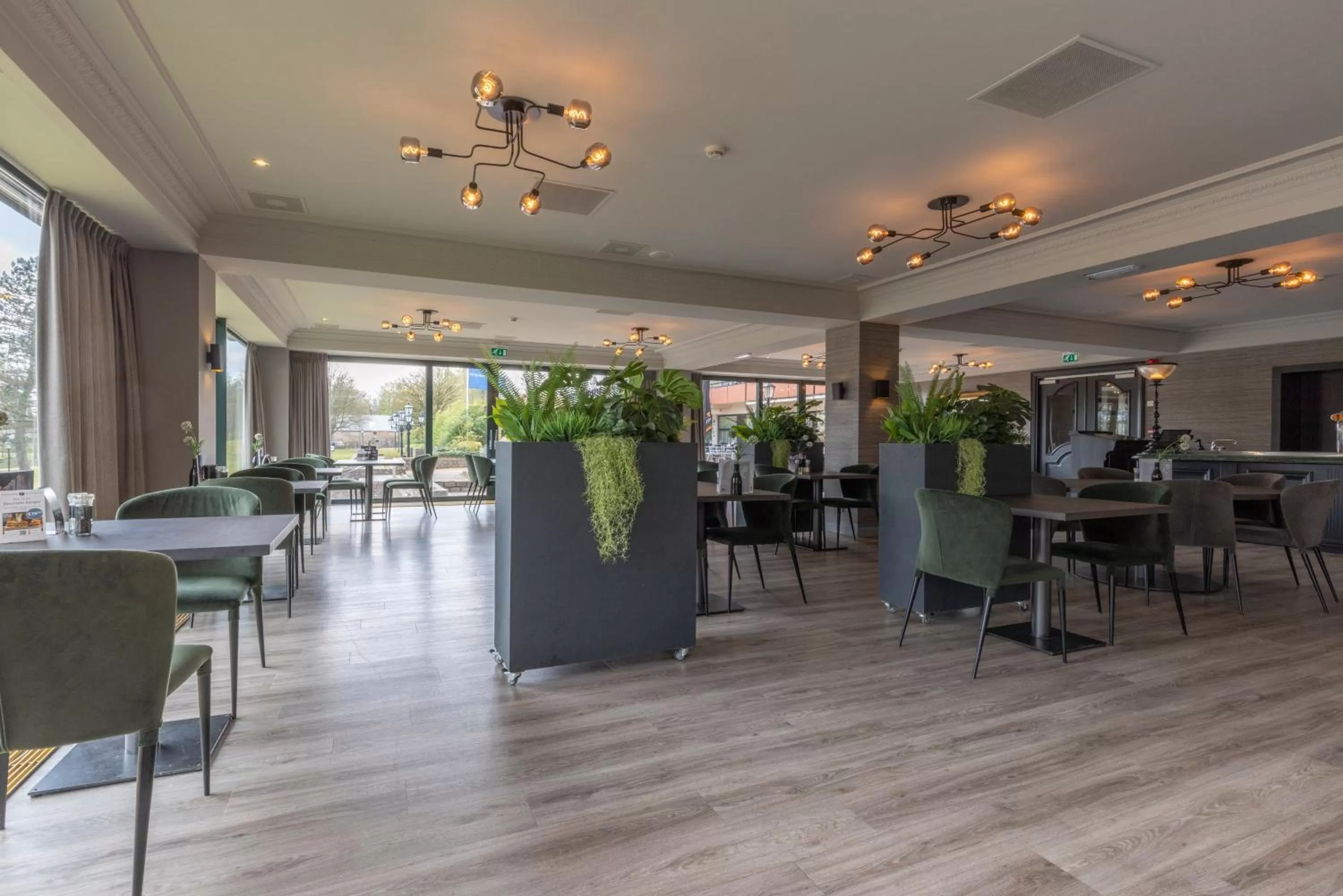 Restaurant/places to eat in Fletcher Familiehotel De Hunzebergen