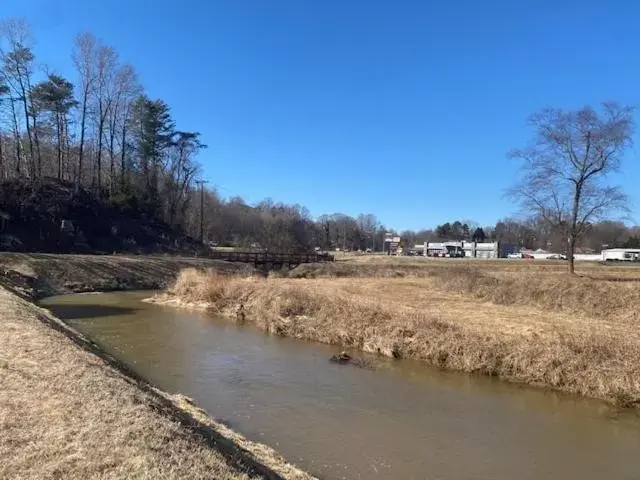 Natural landscape, Beach in Andy Griffith Parkway Inn