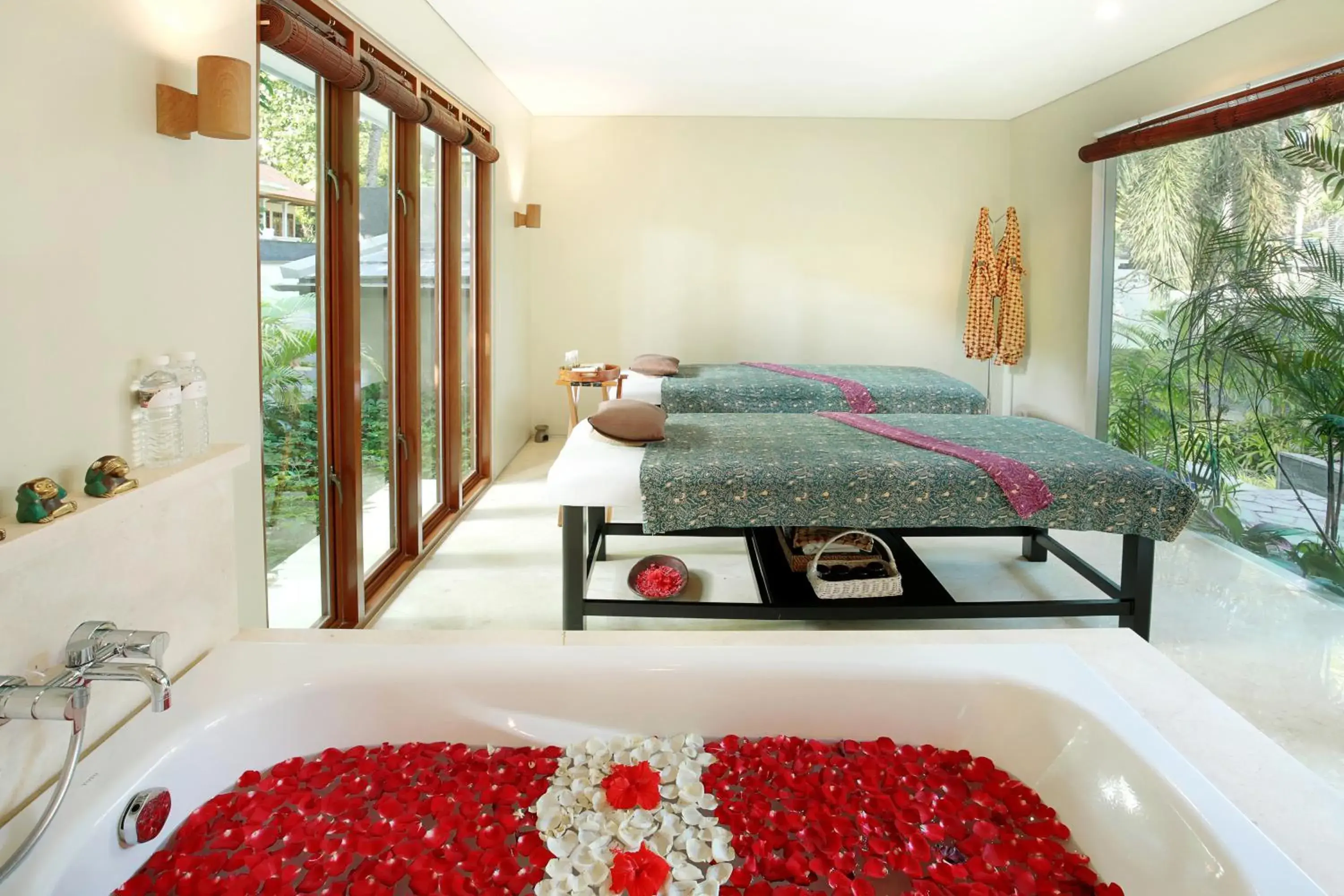 Spa and wellness centre/facilities, Bathroom in Royal Kamuela Villas & Suites at Monkey Forest Ubud
