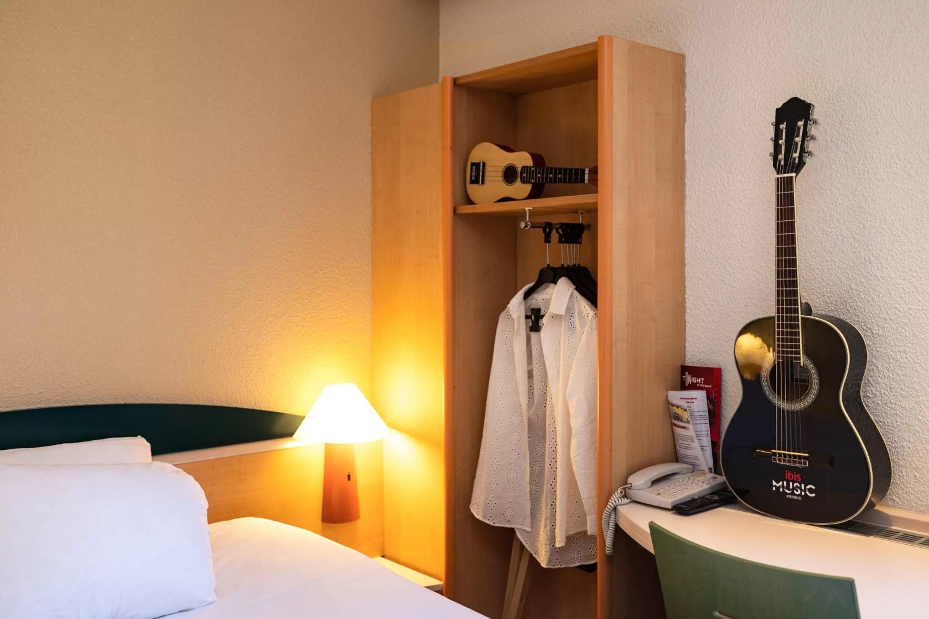 Location, Bed in Hotel ibis Autun